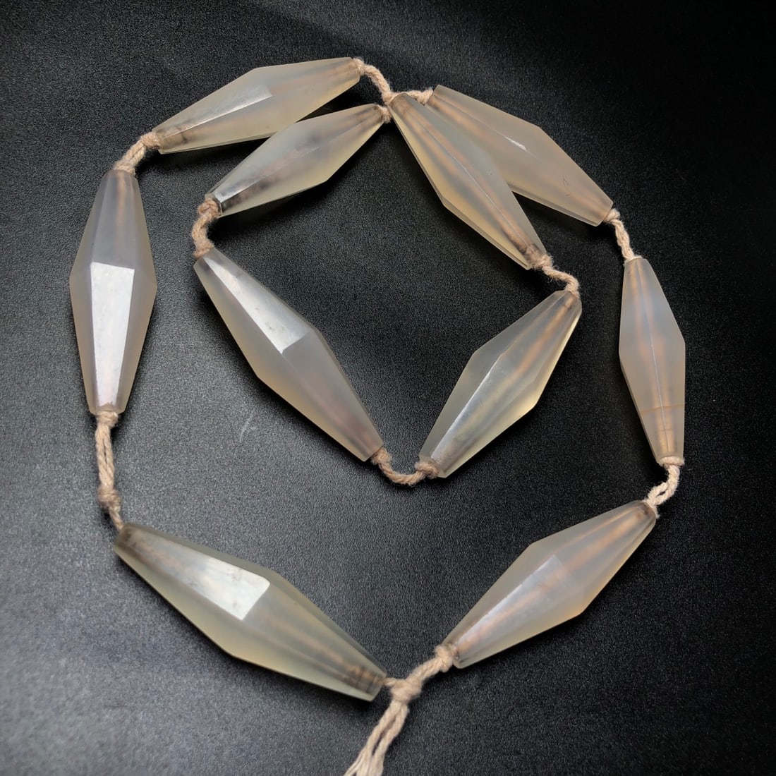 A Precious Agate Necklace - 2