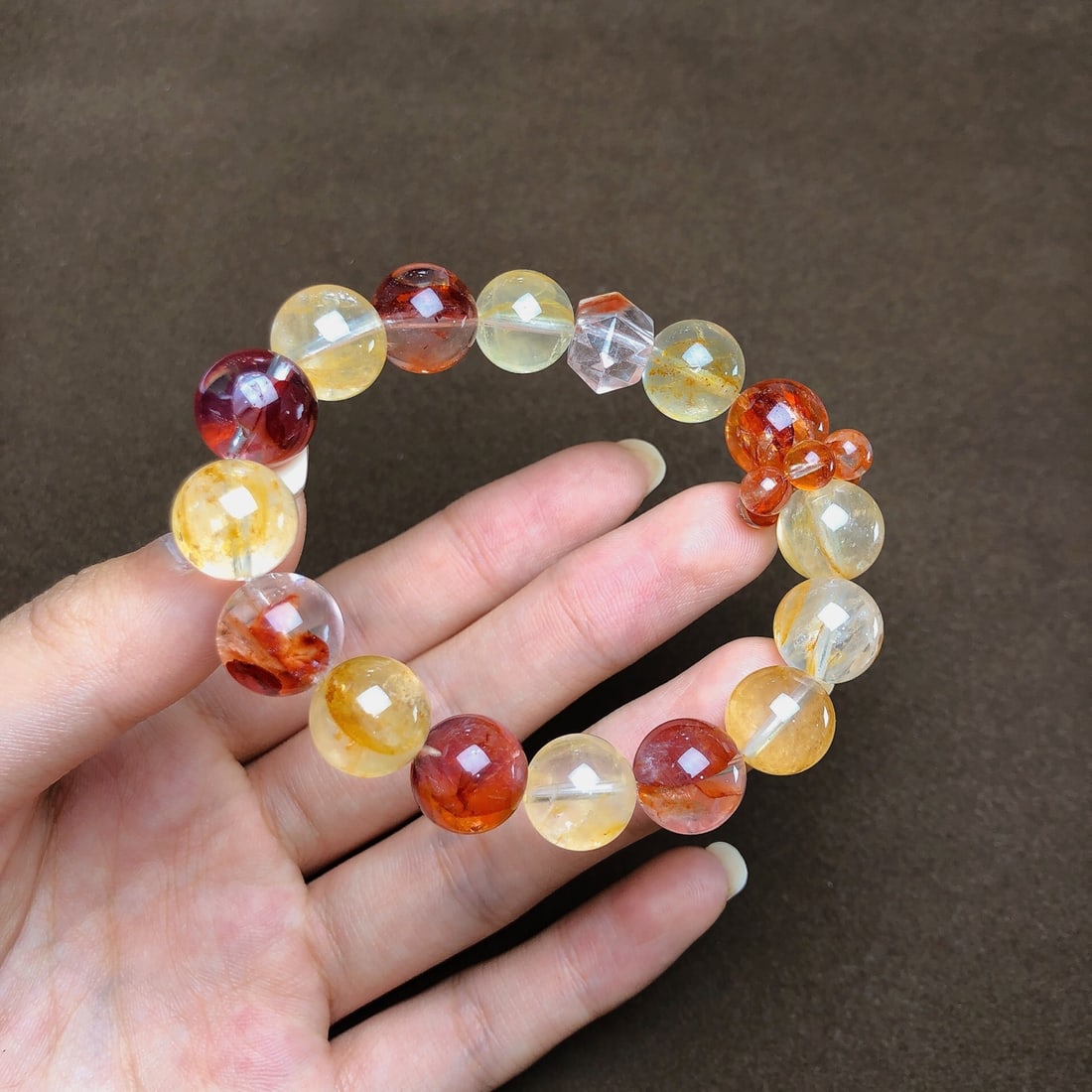 An Exquisite Crystal Bracelets - 4