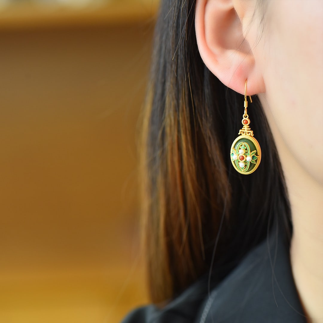 A Pair of Exquisite Sterling Silver-Gold Plated Inlaid Jasper Earrings,Inlaid Pearl: A Pair of Exquisite Sterling Silver-Gold Plated Inlaid Jasper Earrings,Inlaid Pearl 