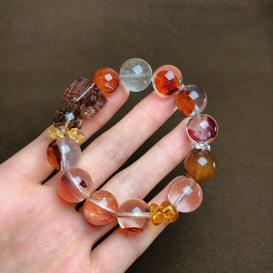 An Exquisite Crystal Bracelets: An Exquisite Crystal Bracelets,Size:0.6in,0.5inx0.5in,Weight:53.4g 水晶手串