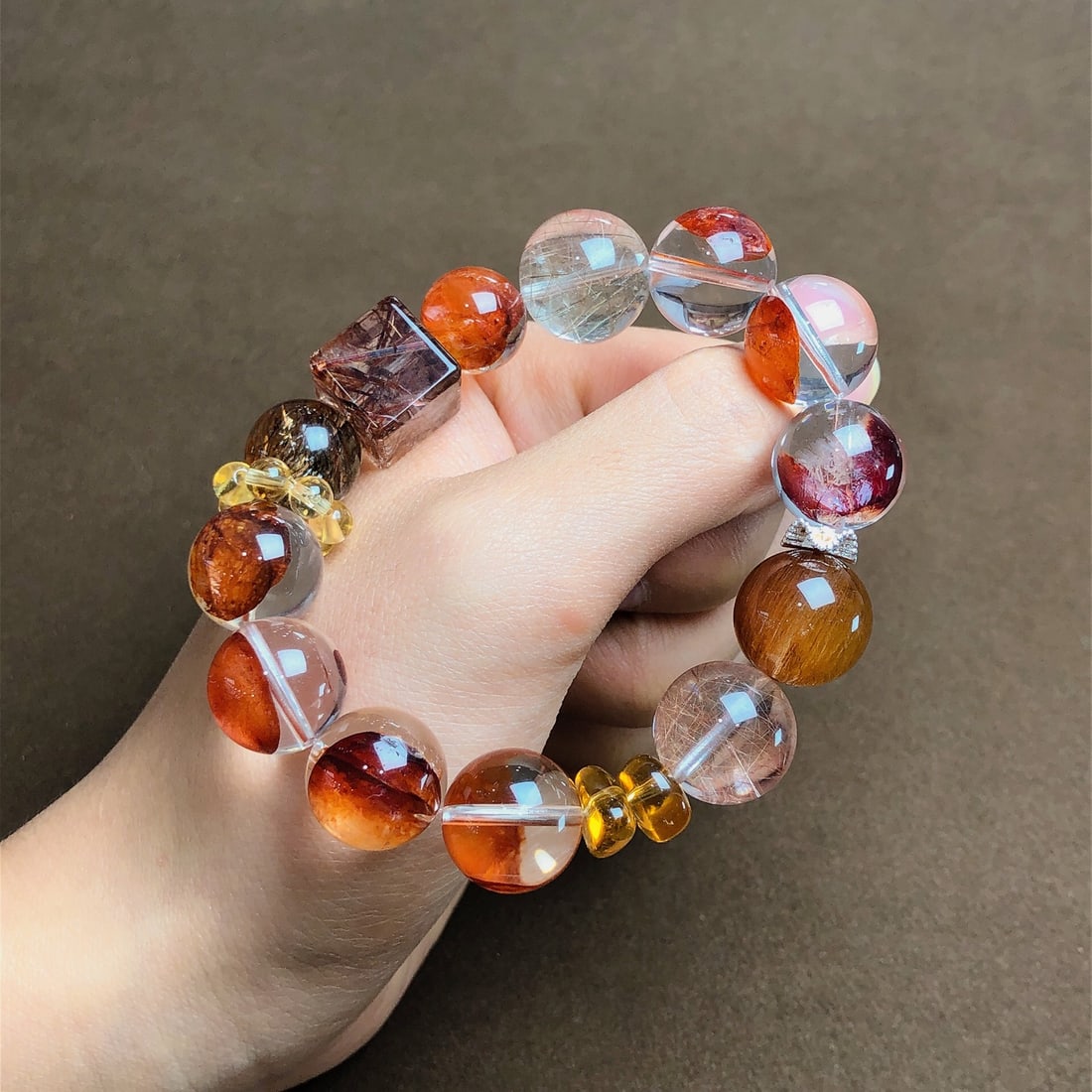 An Exquisite Crystal Bracelets - 3