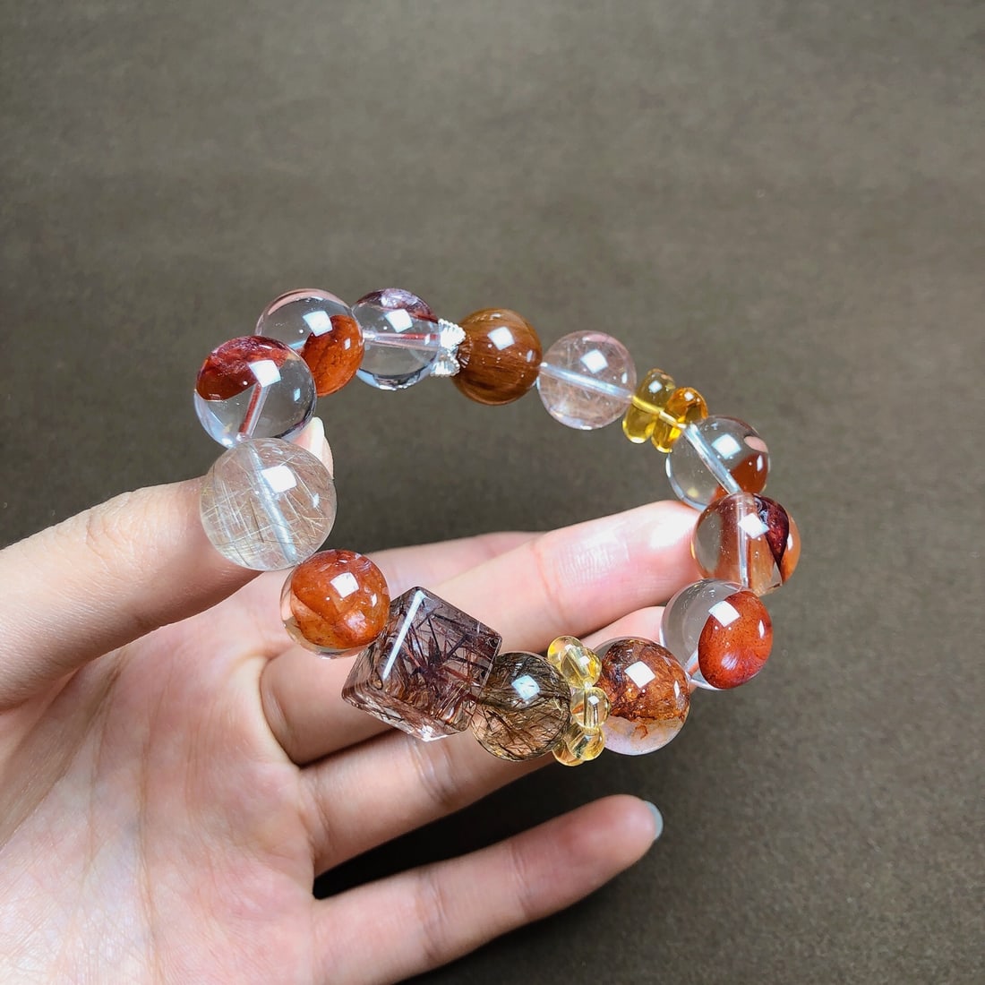 An Exquisite Crystal Bracelets - 6