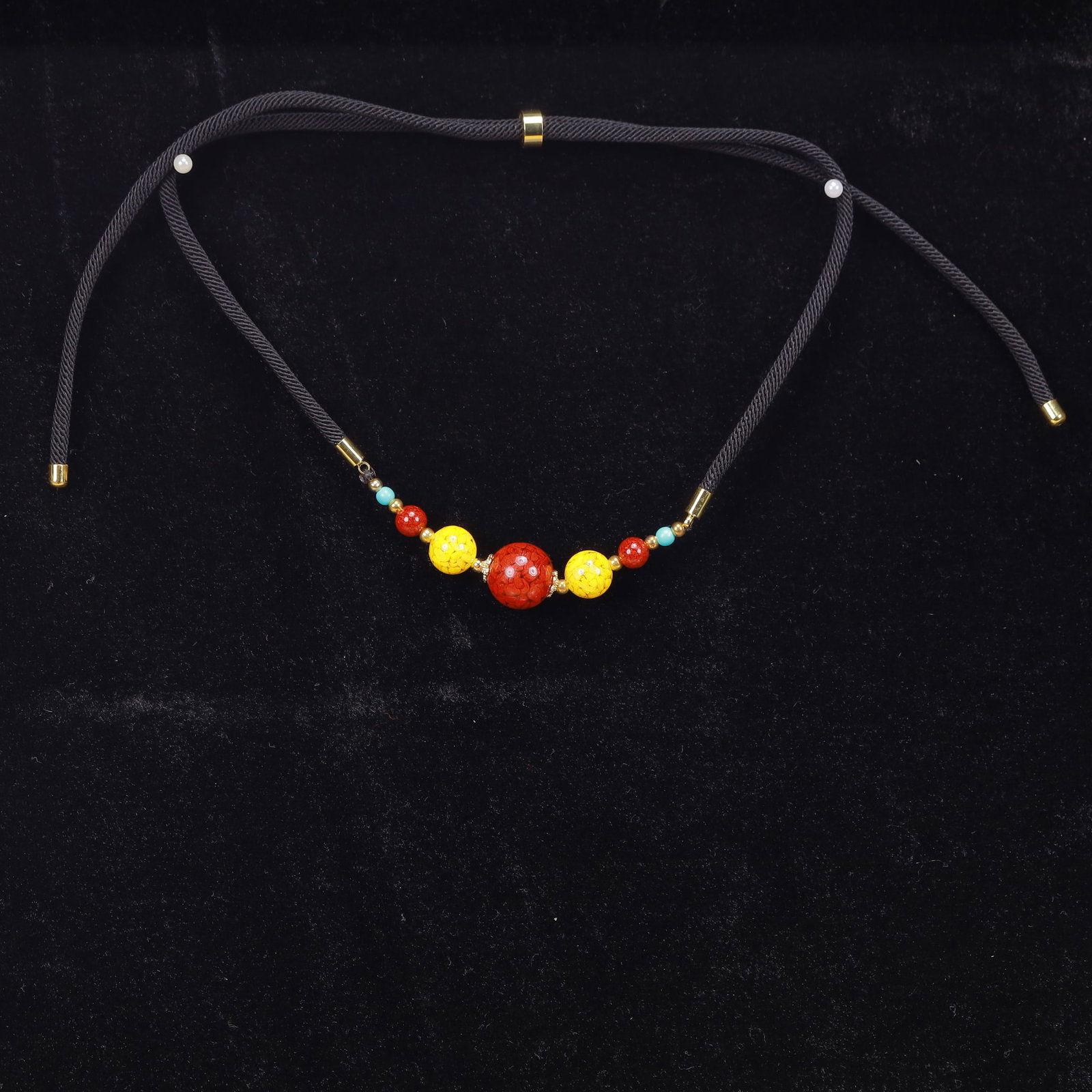 An Exquisite Cinnabar Pendant: An Exquisite Cinnabar Pendant, Size:0.6in, Weight:15g 朱砂挂件