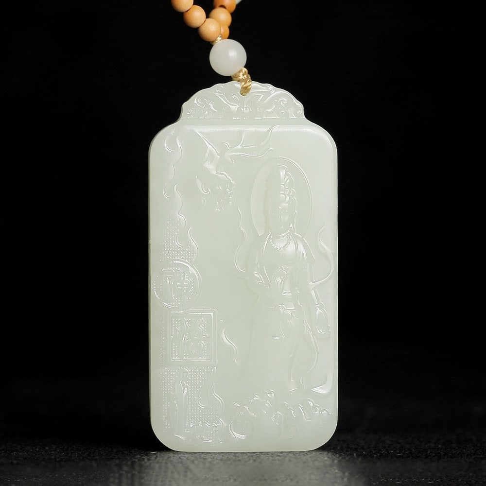 An Exquisite White Jade Statue of Avalokitesvara Pendant (1 of 6)