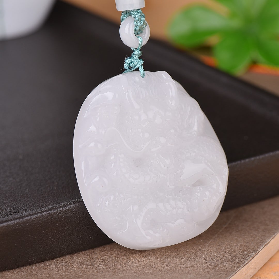 An Exquisite Jadeite Dragon Pattern Pendant - 3
