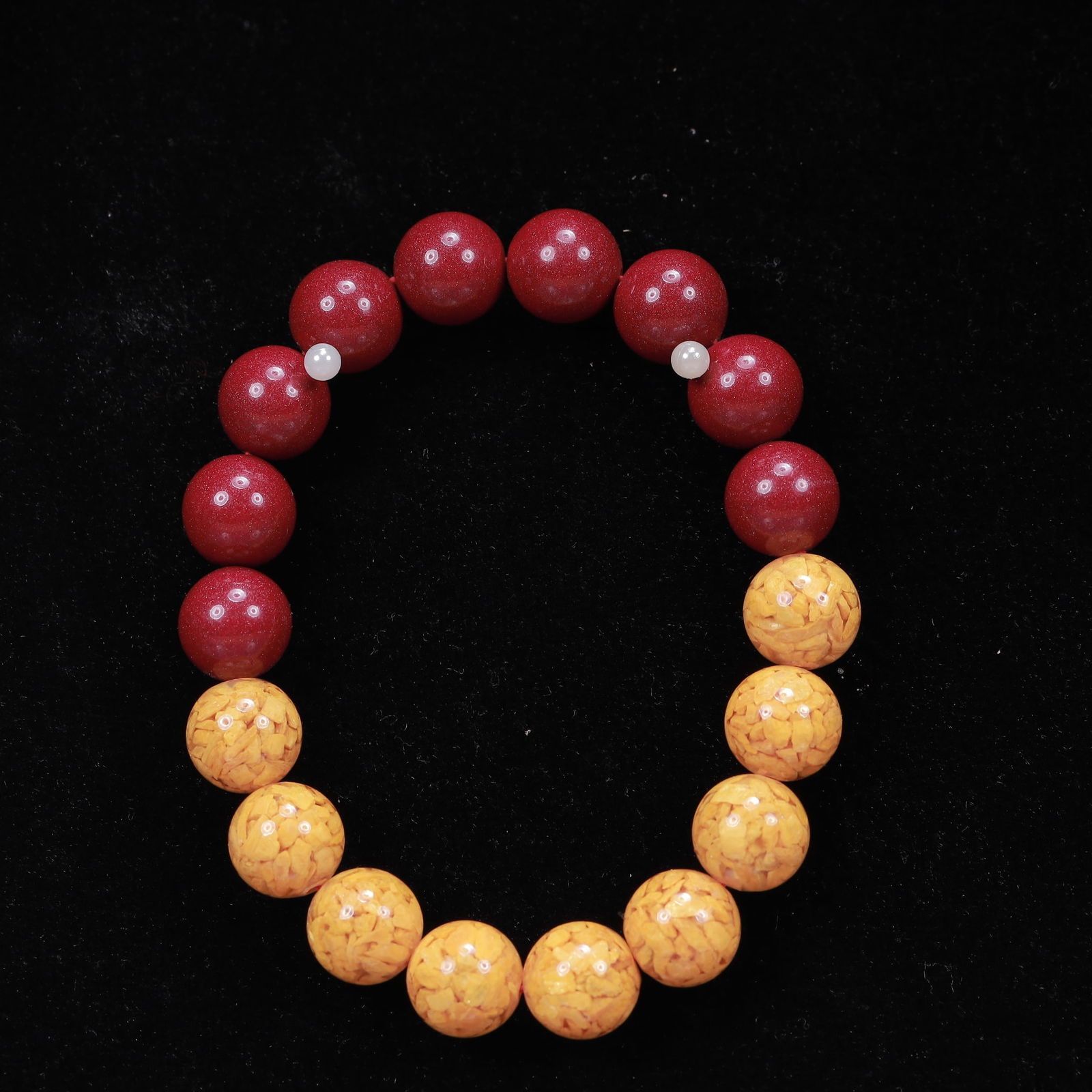 An Exquisite Cinnabar Bracelets: An Exquisite Cinnabar Bracelets, Size:4.7in*18, Weight:46g 朱砂手串