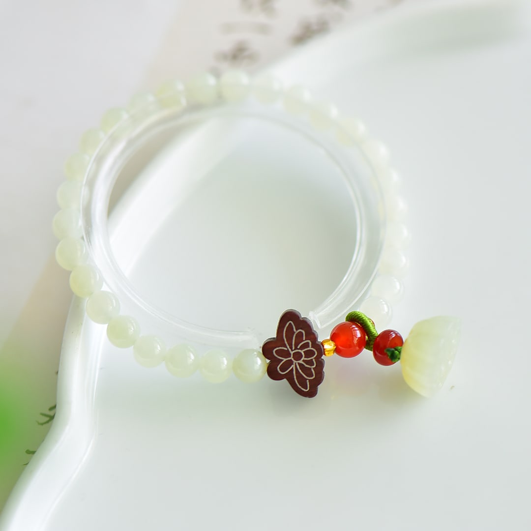 An Exquisite White Jade Bracelets - 2