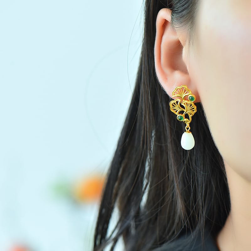 A Pair of Exquisite Sterling Silver-Gold Plated Inlaid White Jade Earrings: A Pair of Exquisite Sterling Silver-Gold Plated Inlaid White Jade Earrings 一对纯银镀金镶白玉耳环