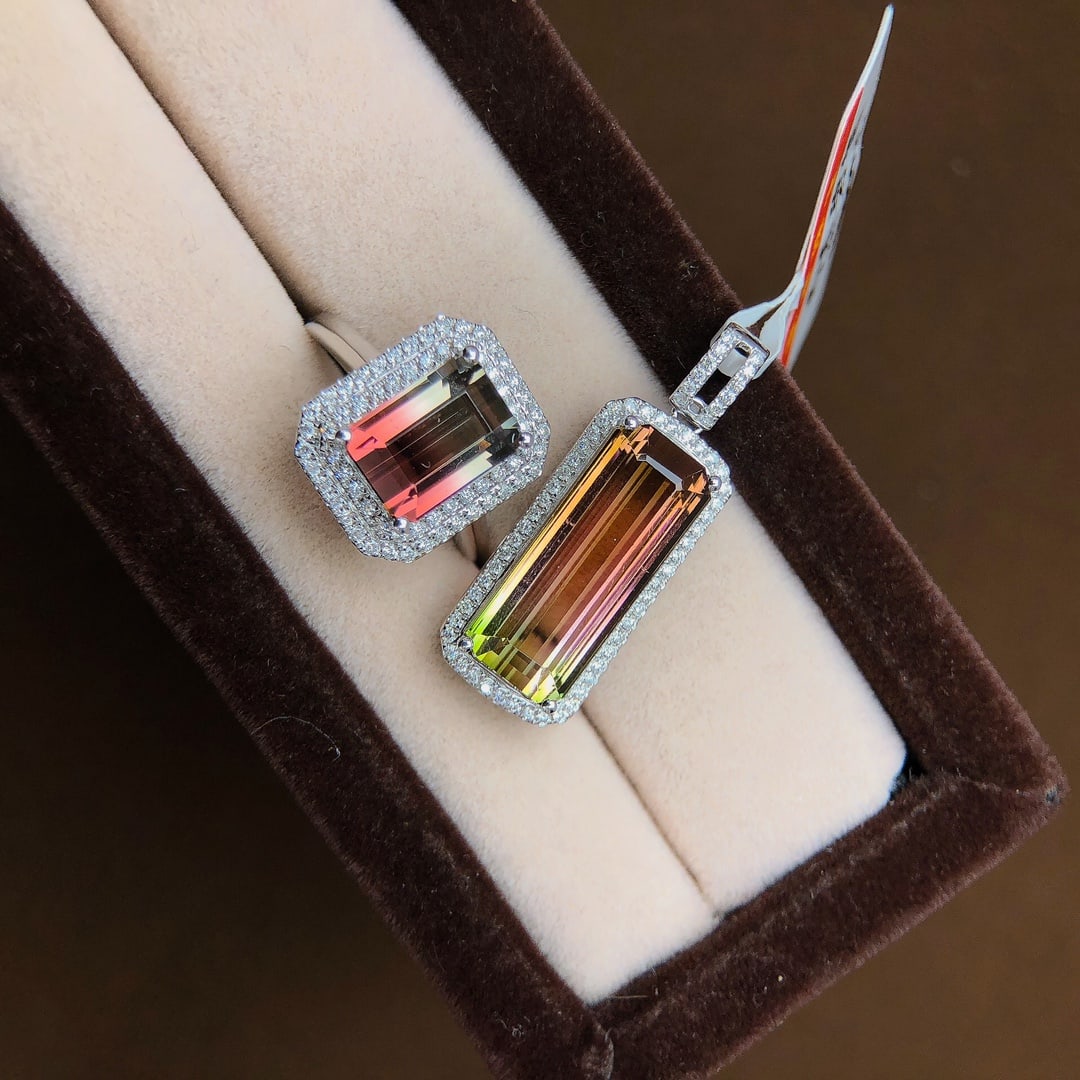 3.6Ctw Natural Tourmaline Ring&8.45Ctw Natural Tourmaline Necklace: 3.6Ctw Natural Tourmaline Ring&8.45Ctw Natural Tourmaline Necklace,Size:(Necklace)0.7inx0.3in,(Ring)0.4inx0.3in 