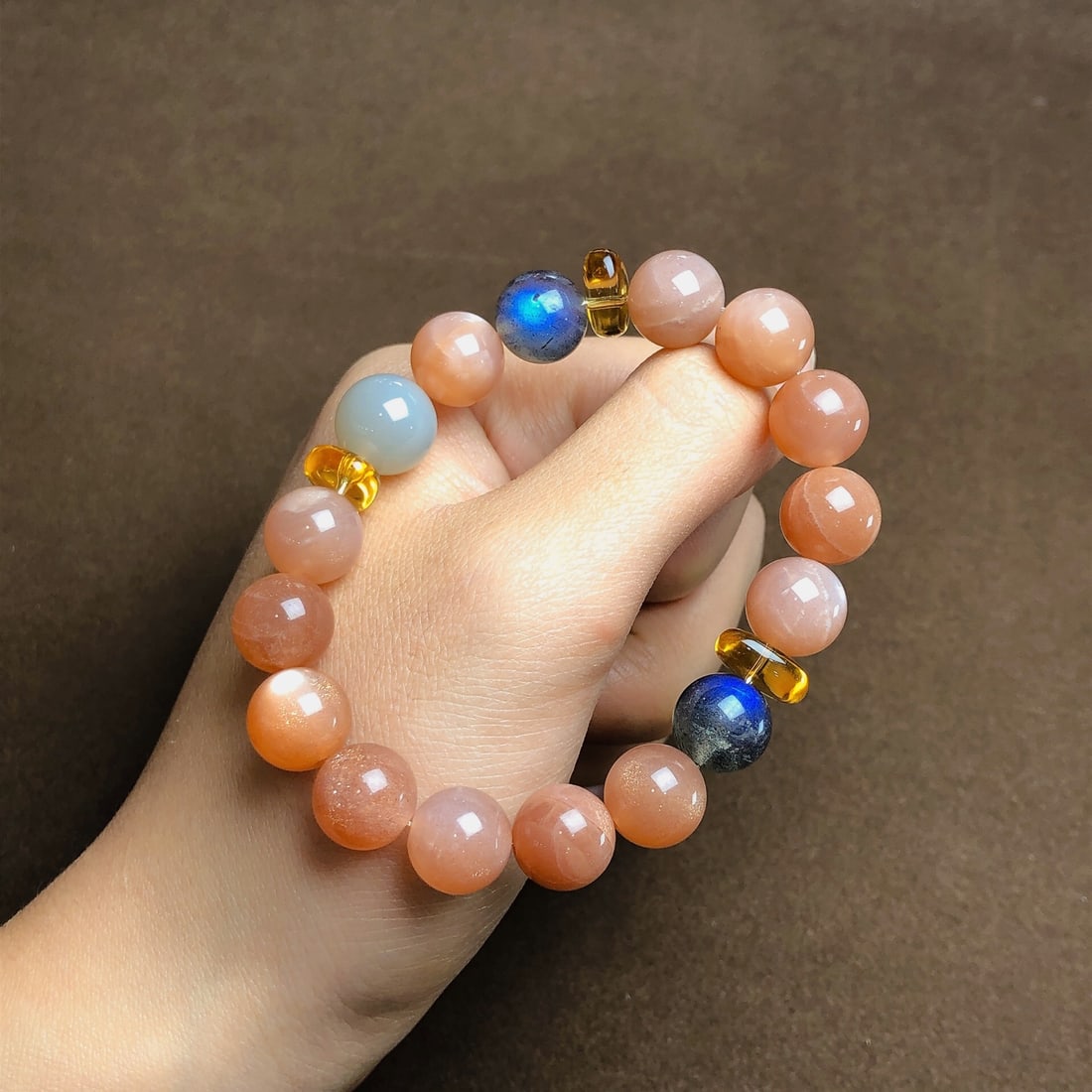 An Exquisite Crystal Bracelets - 2