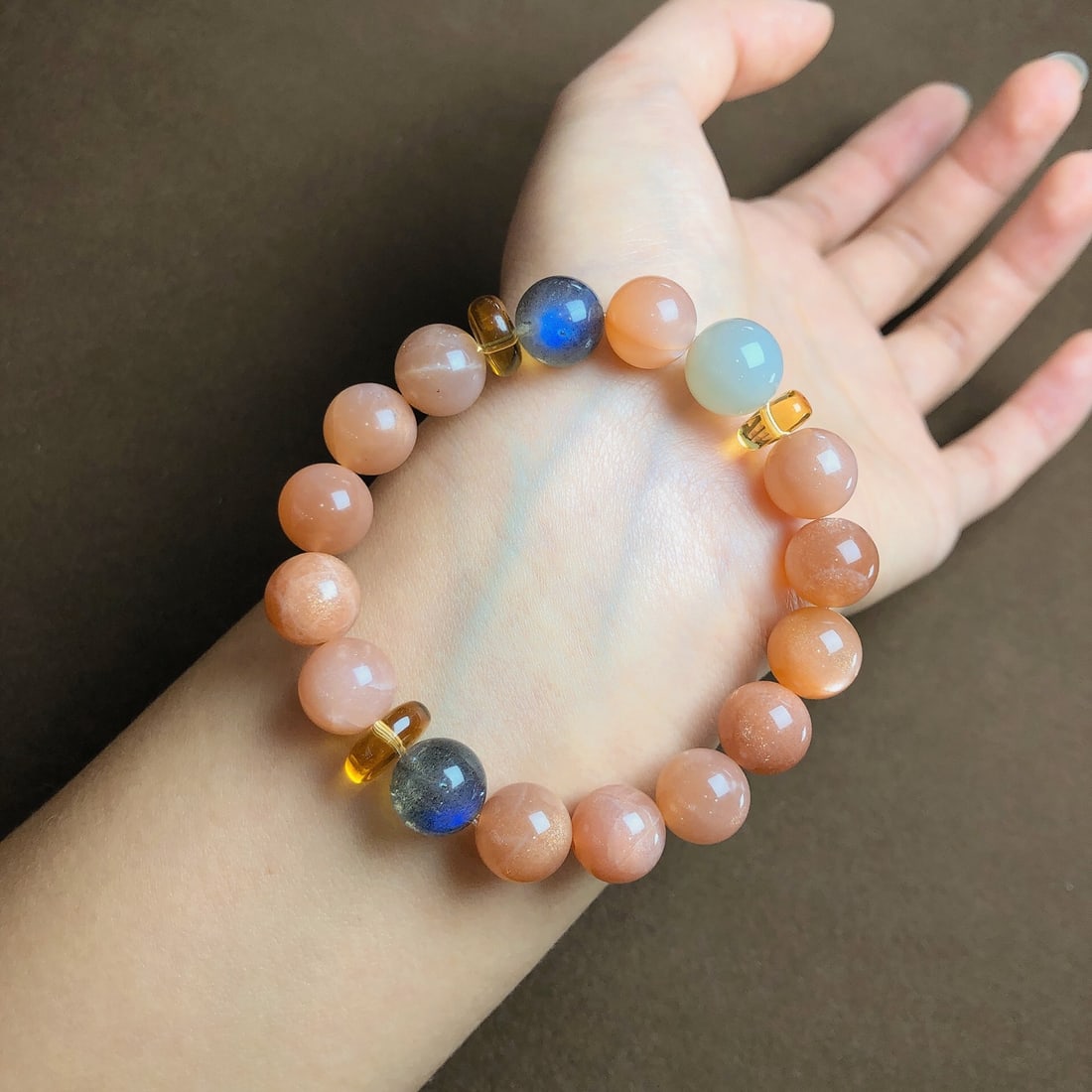 An Exquisite Crystal Bracelets - 3