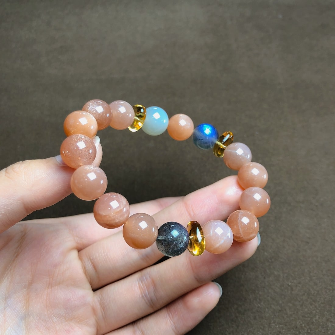 An Exquisite Crystal Bracelets - 5