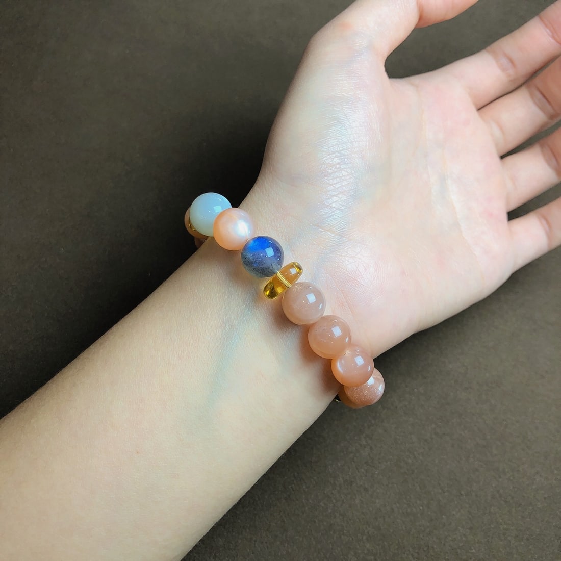 An Exquisite Crystal Bracelets - 6