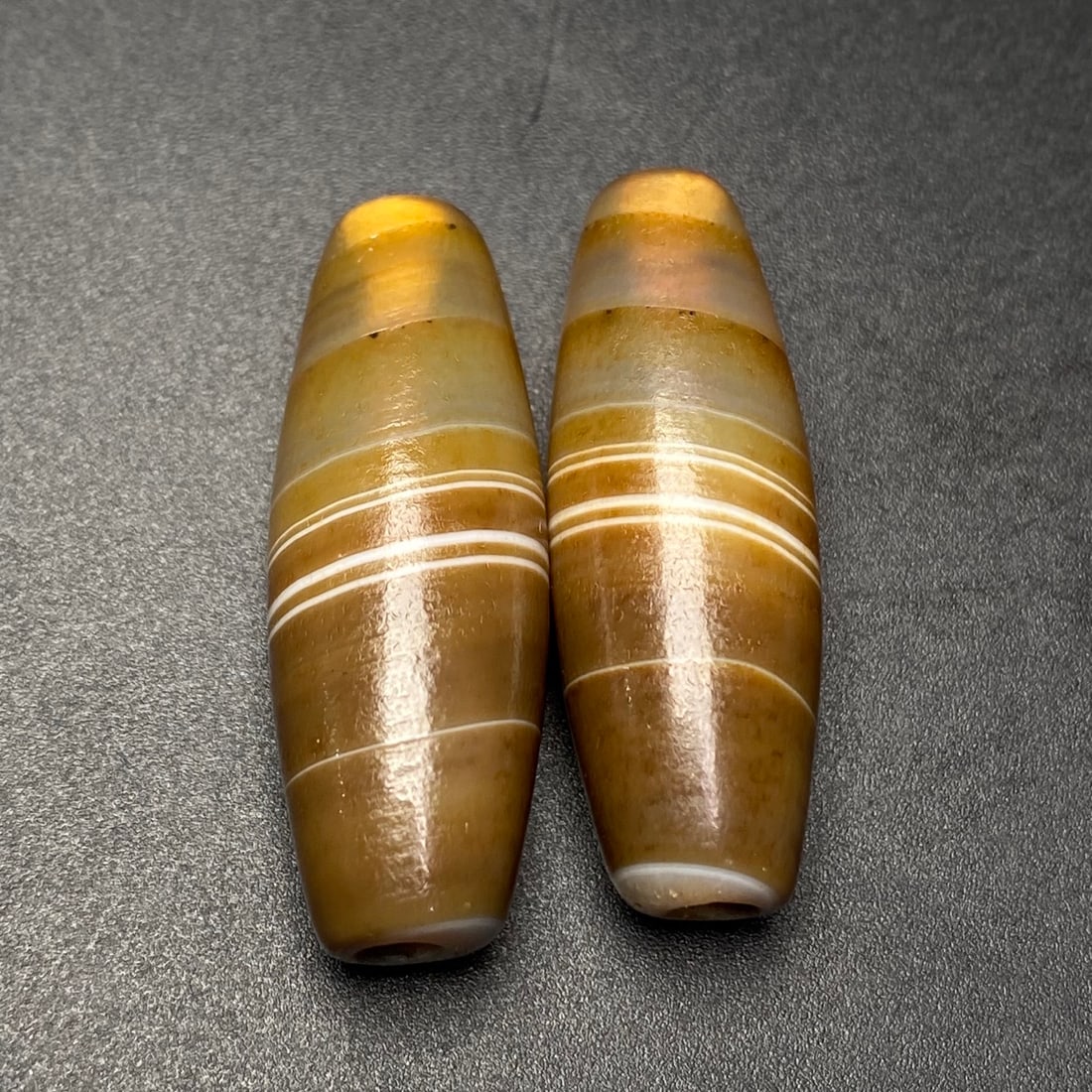 A Precious Agate: A Precious Agate,Size:1.5inx0.6in,Weight21.7g 玛瑙