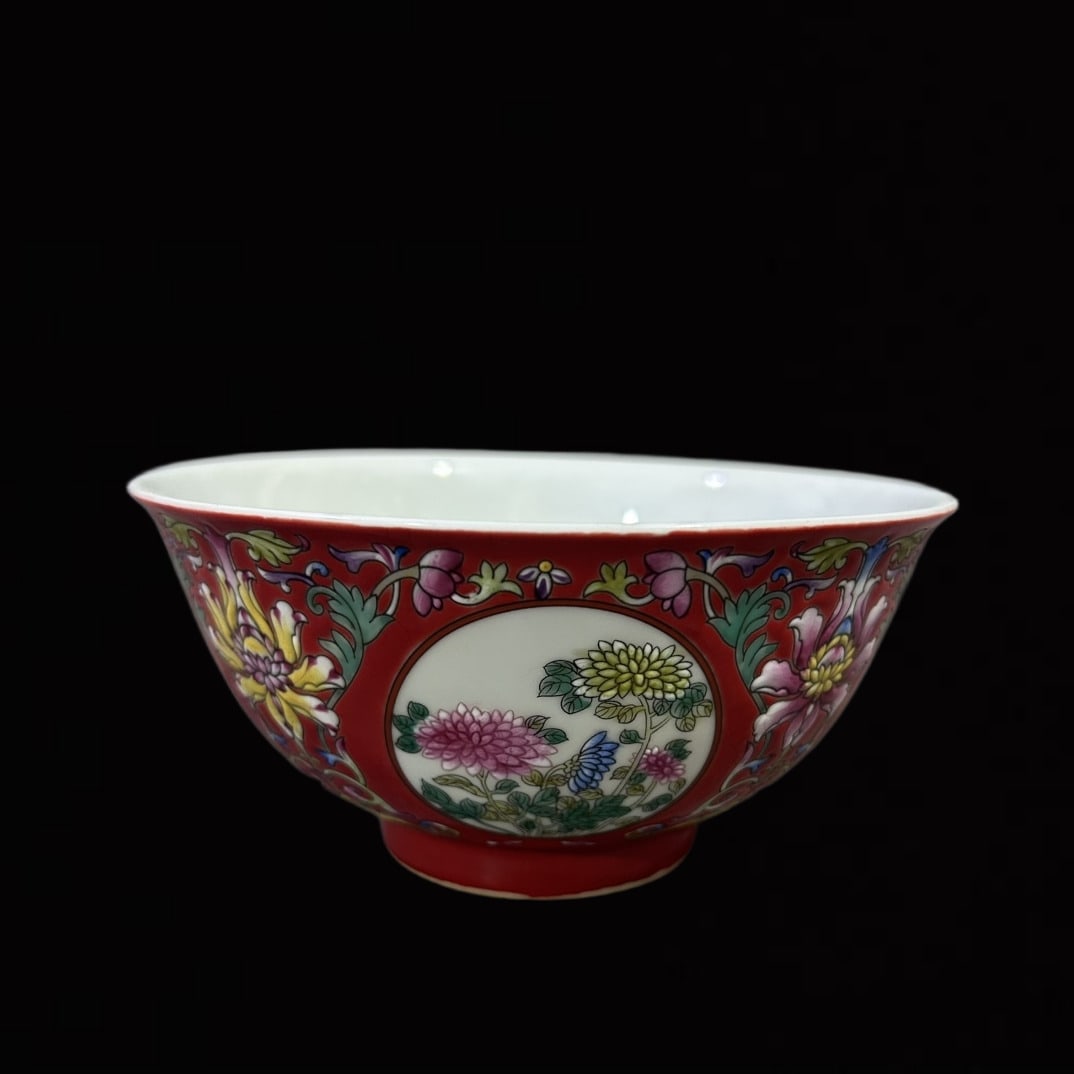 An Exquisite Enamel Flower Pattern Bowl,with poem: An Exquisite Enamel Flower Pattern Bowl,with poem,Qing Dynasty,China,Yongzheng Four-character Mark,Size:5.9inx3in
