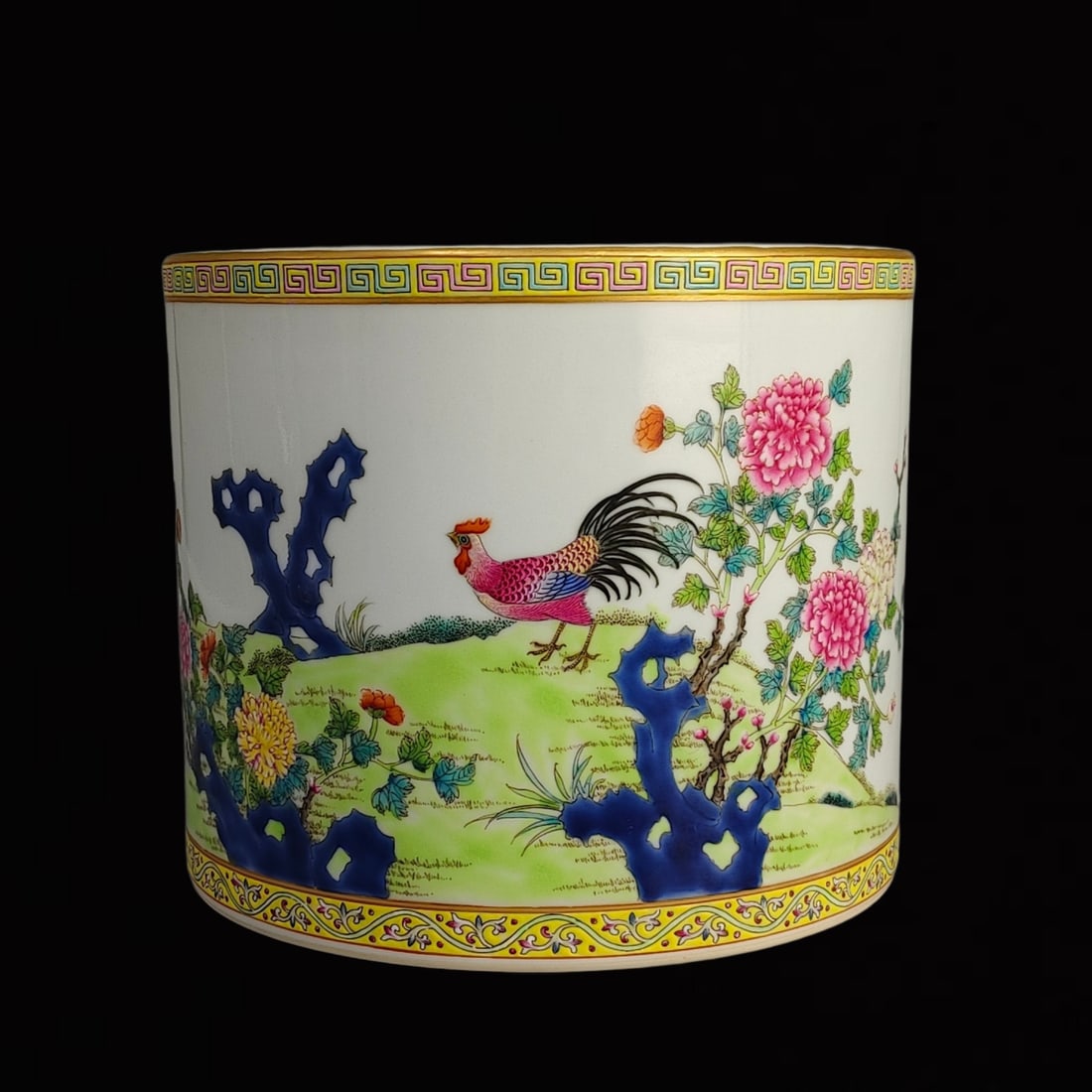 An Exquisite Famille-Rose Flower and Rooster Pattern Brush Pot,with poem: An Exquisite Famille-Rose Flower and Rooster Pattern Brush Pot,with poem,Qing Dynasty,China,Qianlong Six-character Mark,Size:6.8inx8.2in 