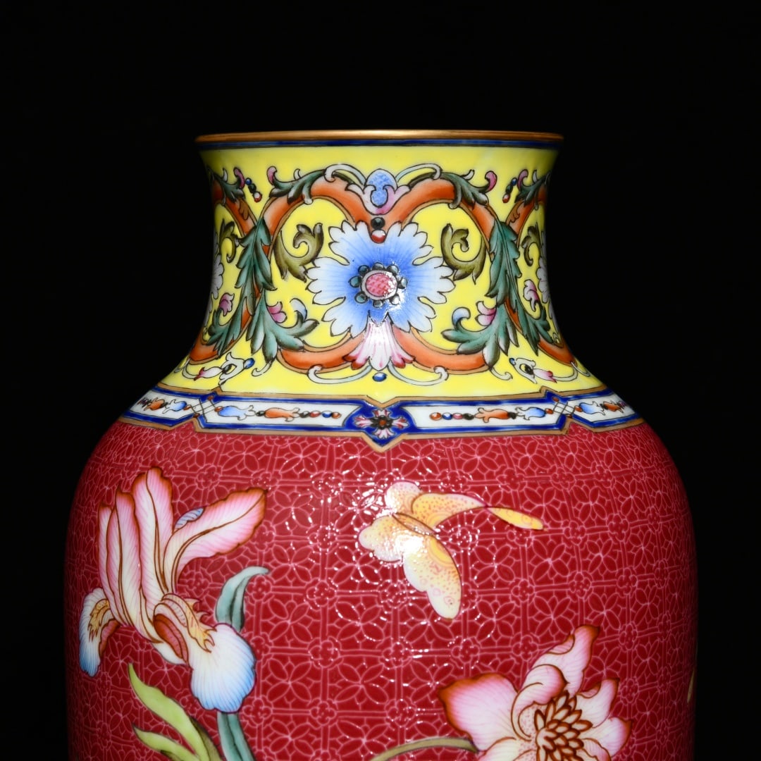An Exquisite Ruby Red-Glazed Enamel Flower and Butterfly Pattern Vase - 4