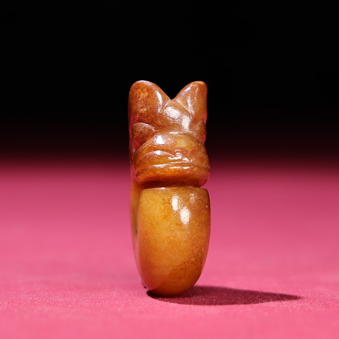 An Exquisite White Jade Beast-Face Pattern Pendant - 2