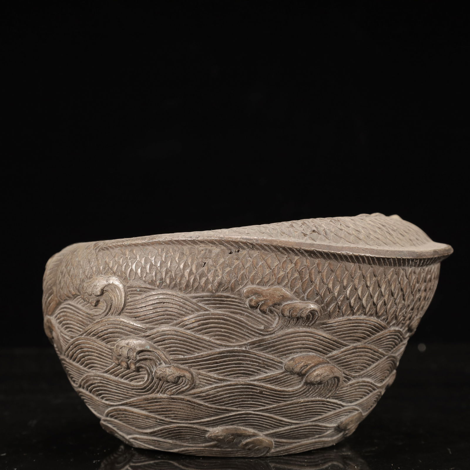 An Exquisite Silver-plated Copper Fish Pattern Jar - 3