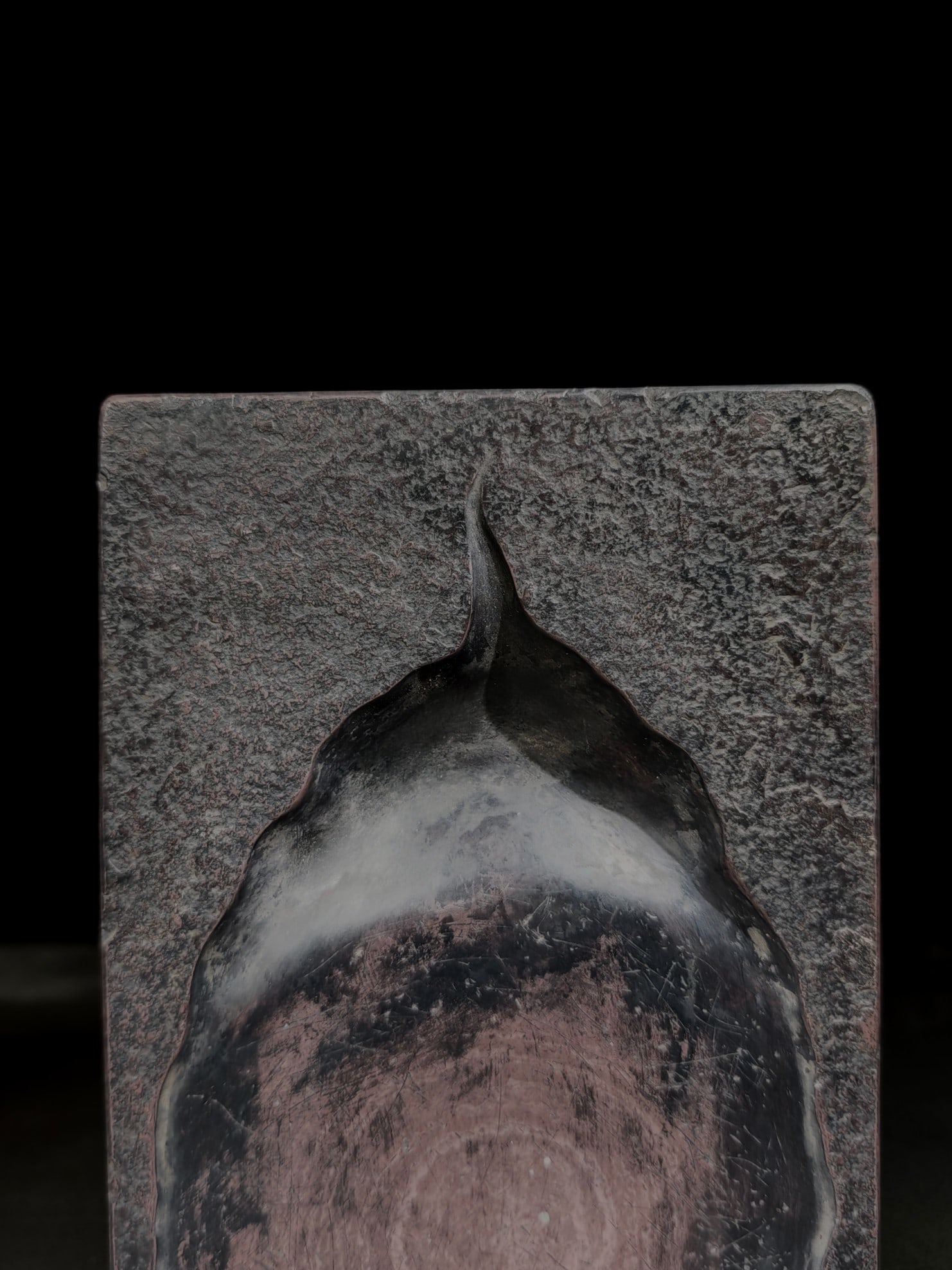 An Exquisite Leaf Pattern Inkstone,With Poem - 2