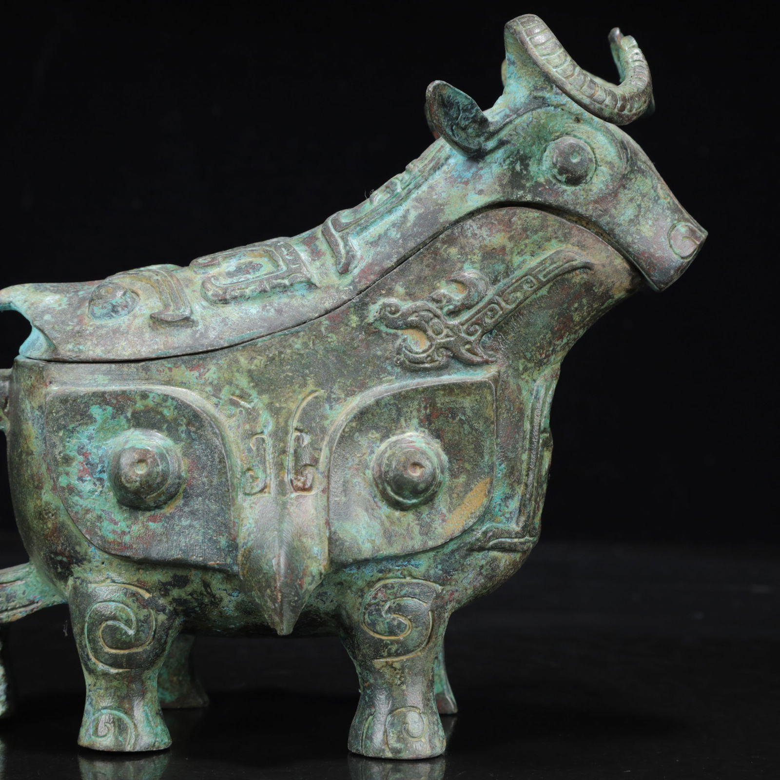 An Archaic Bronze Beast-Face Pattern Buffalo Cup - 2