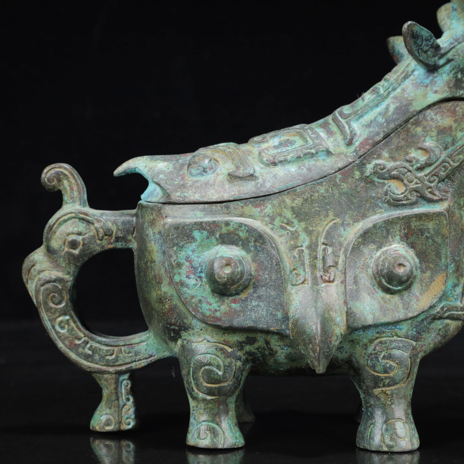 An Archaic Bronze Beast-Face Pattern Buffalo Cup - 3