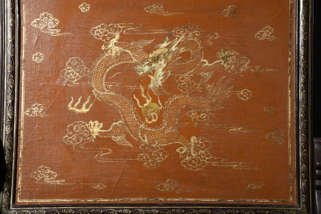 A Huge Carved Lacquer Painted Gold Dragon Pattern Table Screen - 2