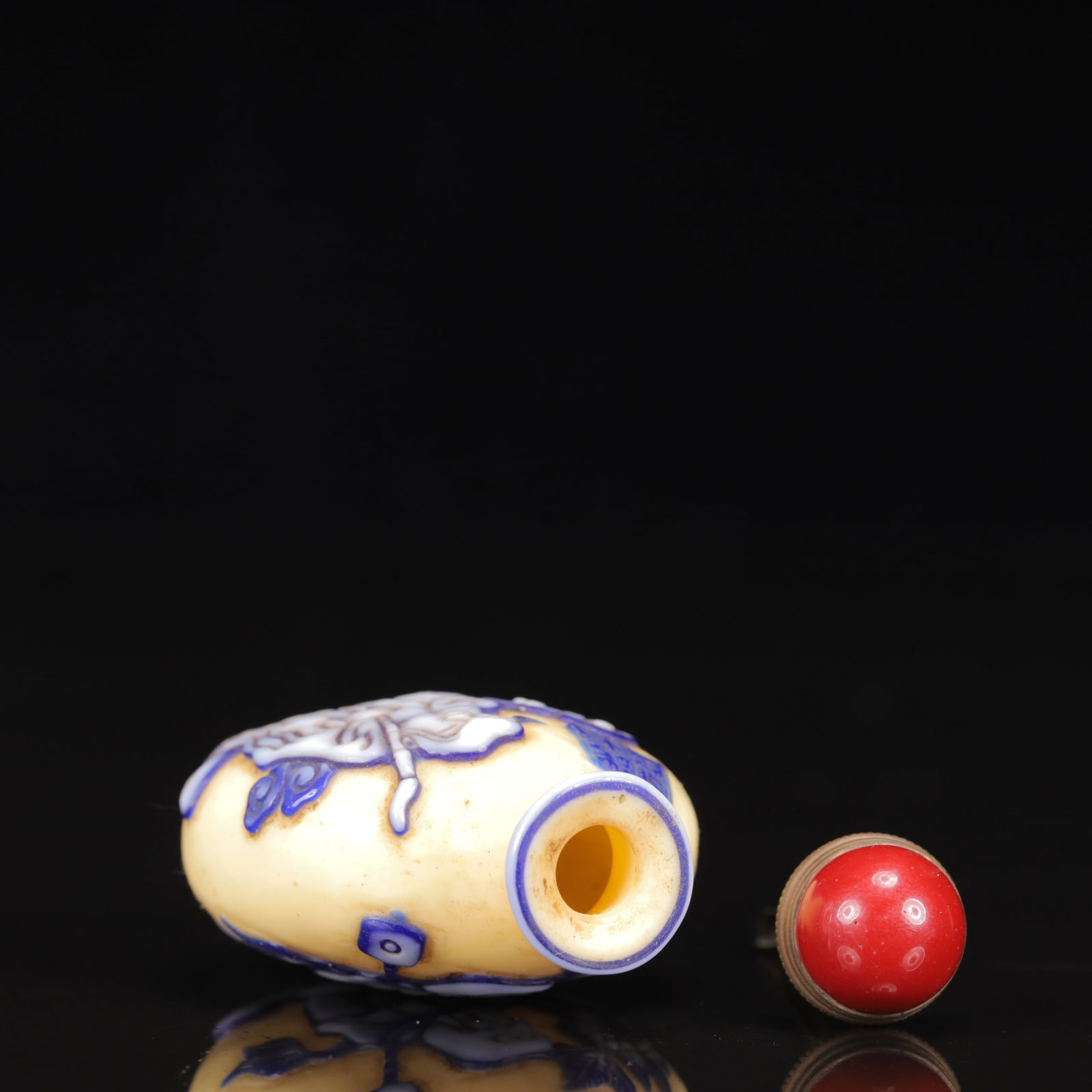 An Exquisite Glass Figure Pattern Snuff Bottle - 7