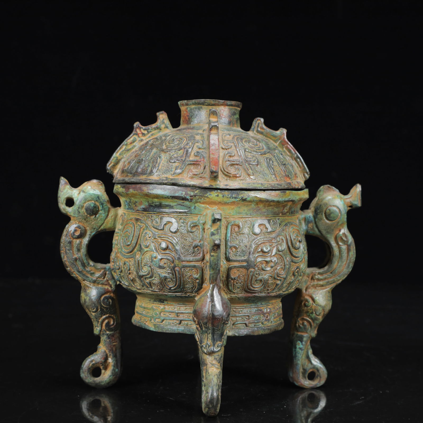 An Archaic Bronze Auspicious Beast Pattern Beast Legs Censer (1 of 12)