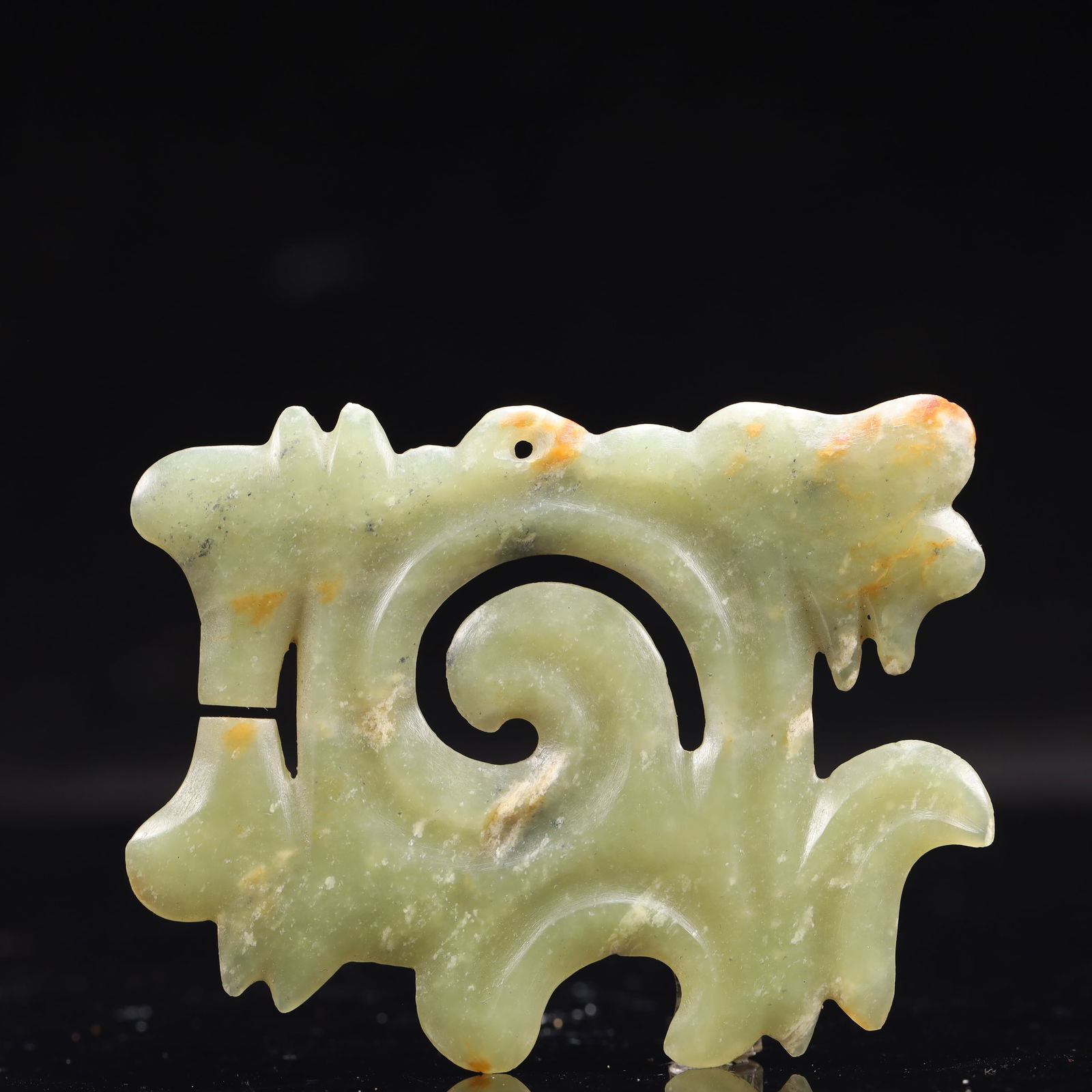 An Archaic Hongshan Culture Yellow Jade Pendant: An Archaic Hongshan Culture Yellow Jade Pendant,Ancient Time, China,Size:3.5inx2.8in,Weight:57g 