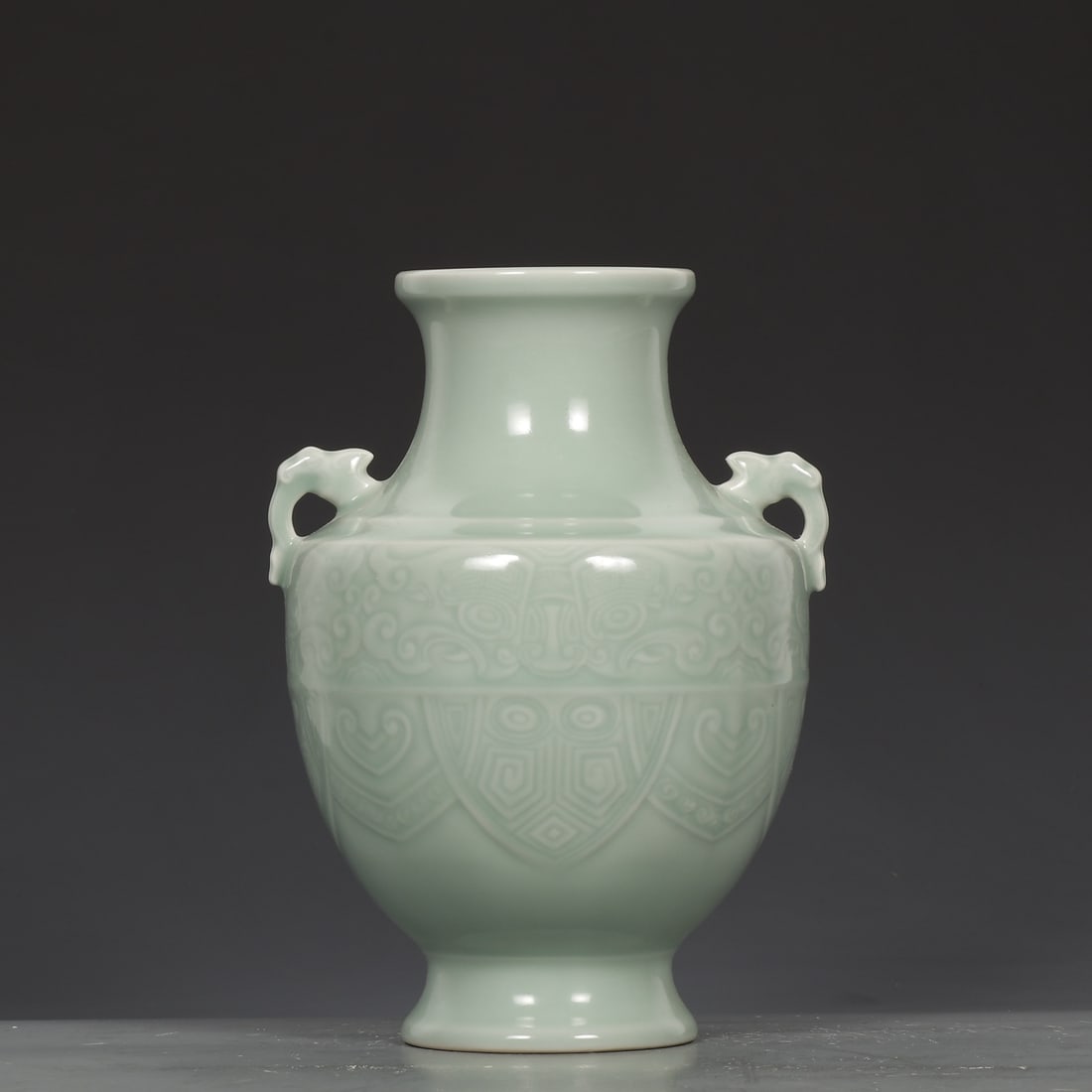 An Exquisite Celadon Glazed Auspicious Cloud Pattern Double-Ears Vase - 6