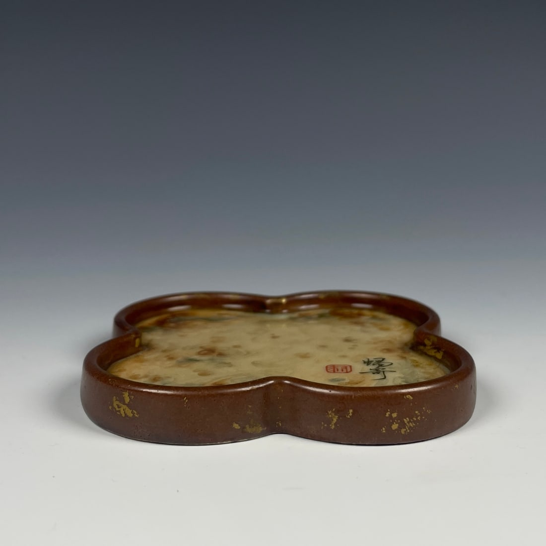 An Exquisite Marble Glazed Brush Washer: An Exquisite Marble Glazed Brush Washer,Qing Dynasty,China,Qianlong Four-character Mark,Size:0.4inx3.1in 
