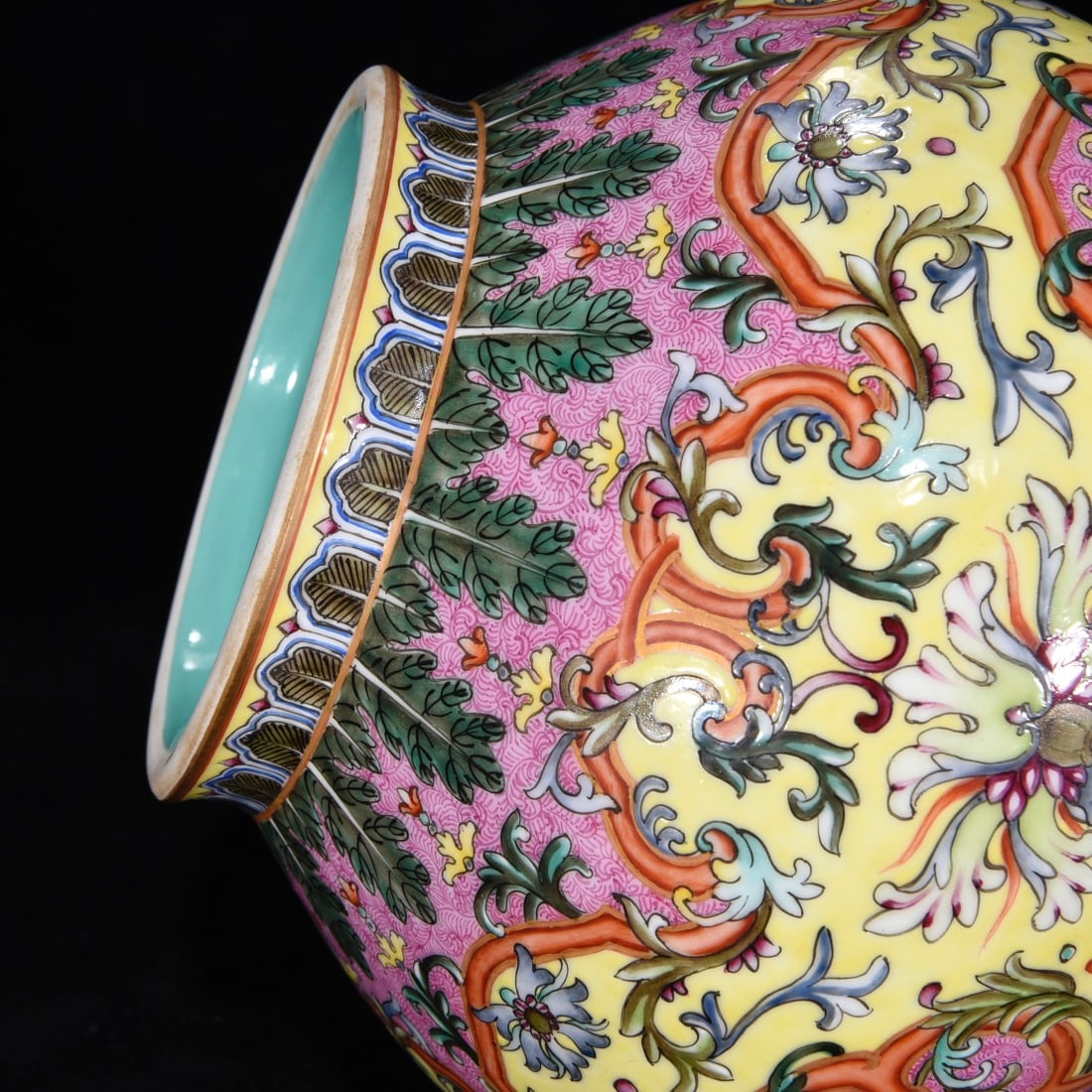 A Rare Enamel Lotus Pattern Double-Ears Vase - 7