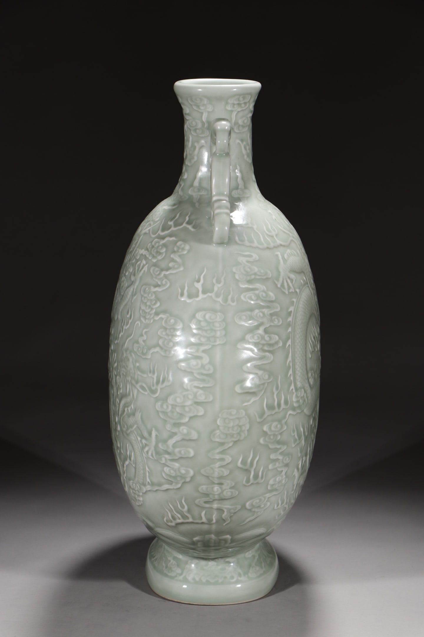 An Exquisite Celadon Glazed Auspicious Cloud and Dragon Pattern Double-Ears Vase - 6