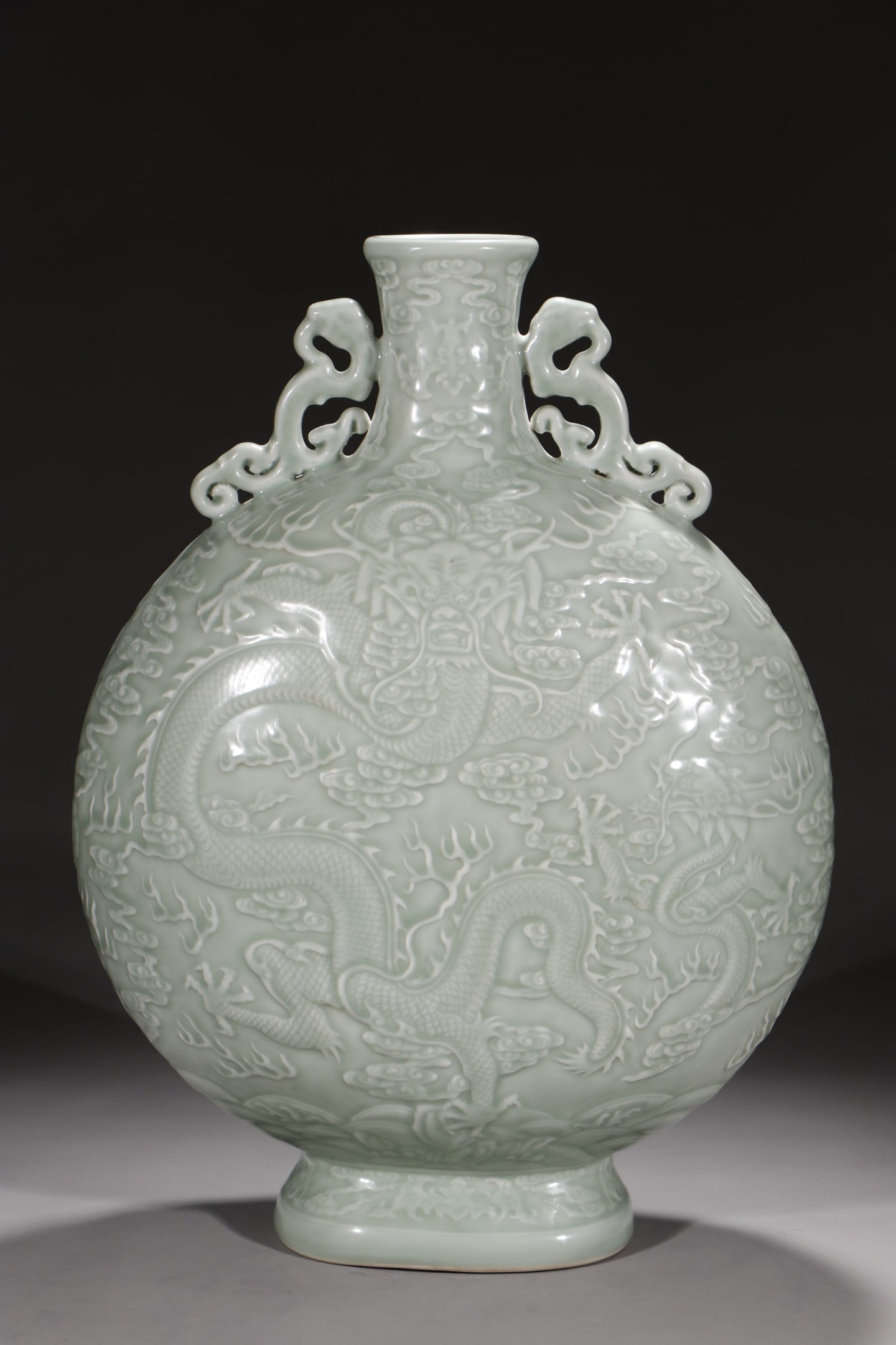 An Exquisite Celadon Glazed Auspicious Cloud and Dragon Pattern Double-Ears Vase - 7
