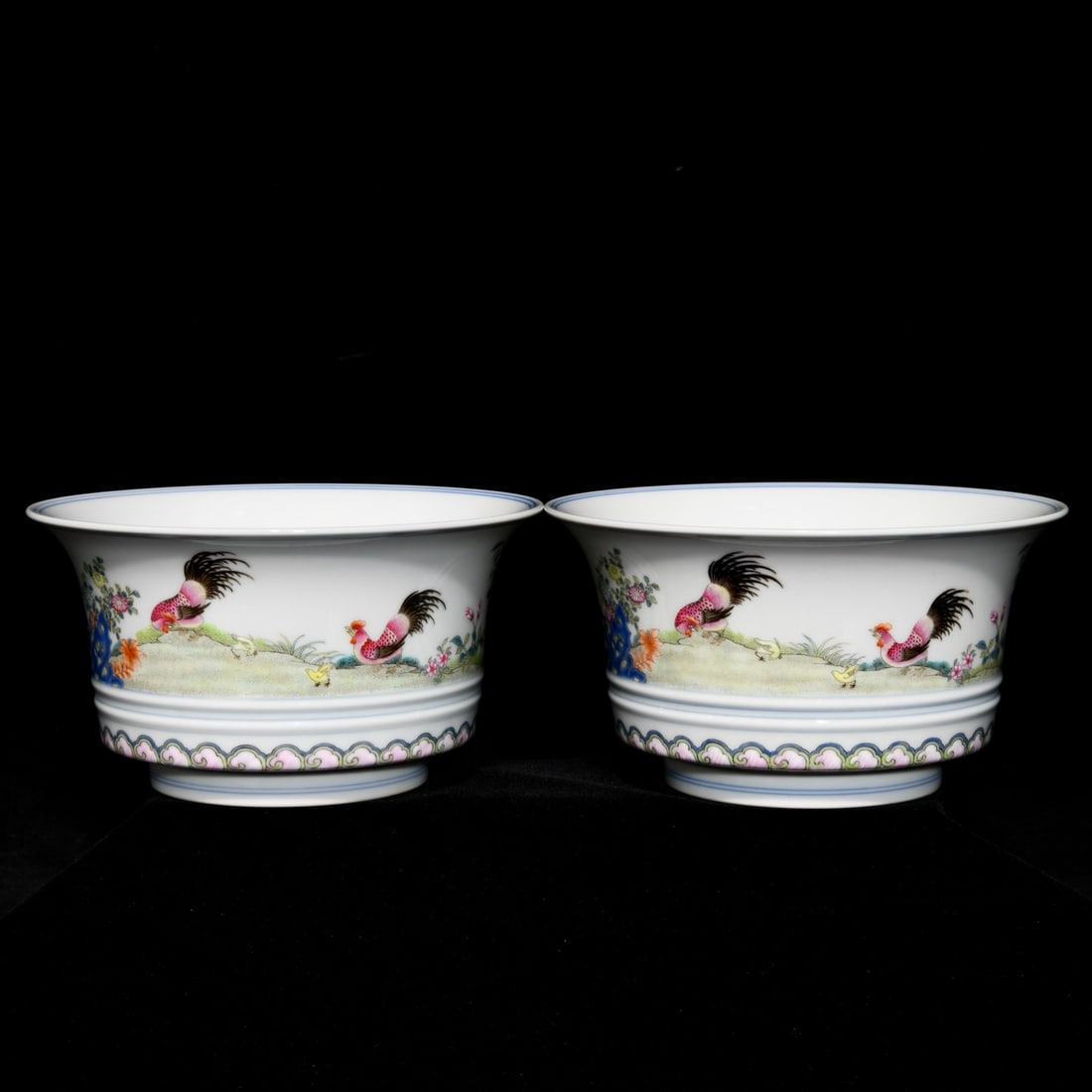 A Pair of Exquisite Famille-Rose Flower and Rooster Pattern Bowls,with poem: A Pair of Exquisite Famille-Rose Flower and Rooster Pattern Bowls,with poem,Qing Dynasty,China,Qianlong Six-character Mark,Size:3.5inx6.5in 一对粉彩花卉鸡 