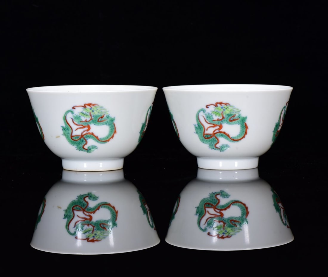 A Pair of Exquisite Doucai Dragon Pattern Bowls (1 of 9)