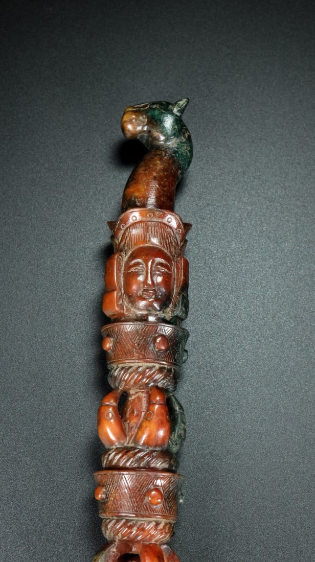 An Exquisite Archaic Jade Ritual Object - 5