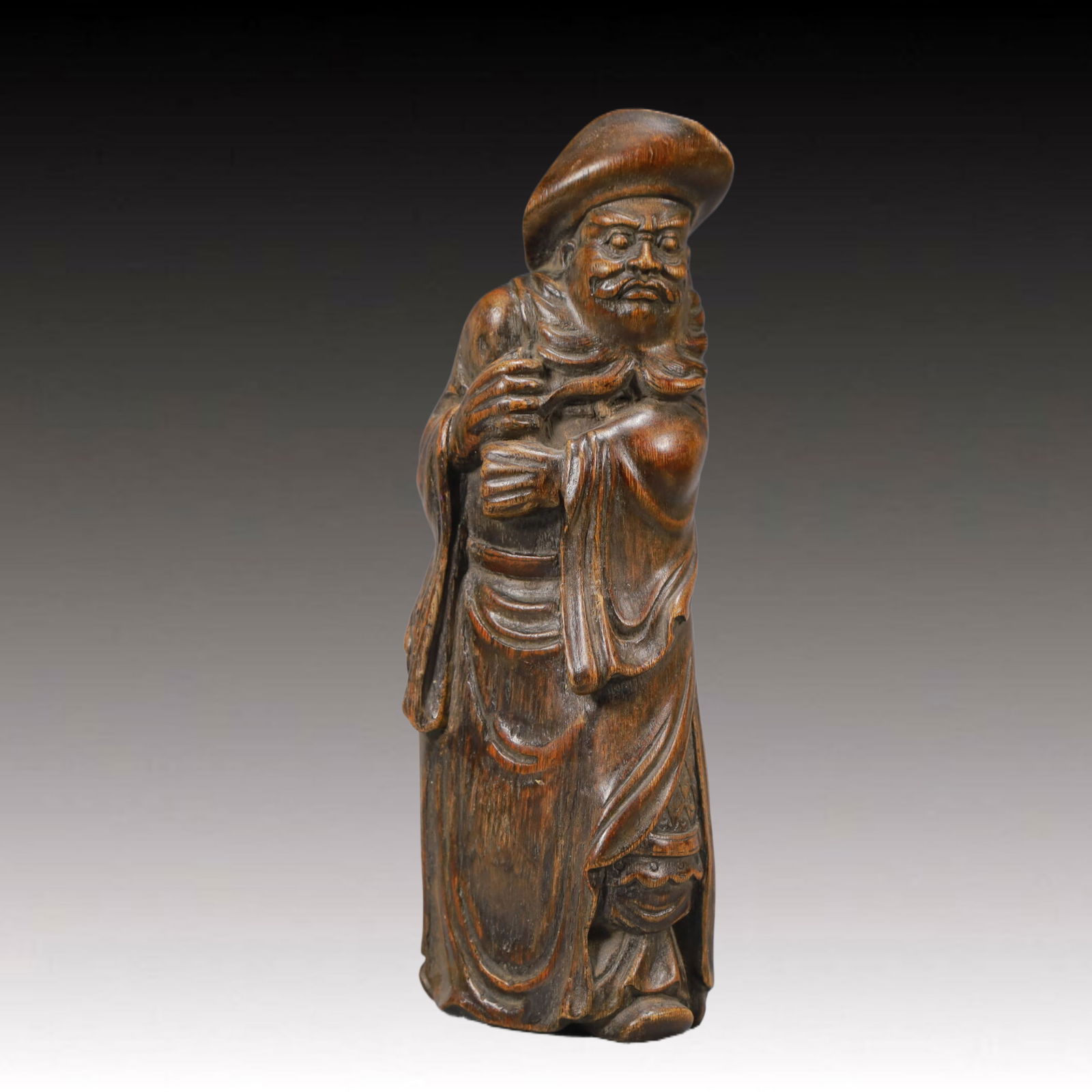 A Rare Eaglewood Figure Ornament (1 of 4)