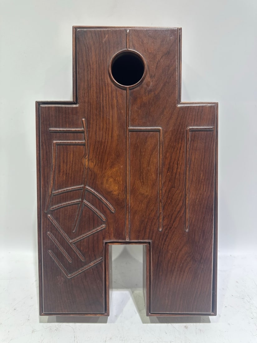 A Rare Huanghuali wood Box: A Rare Huanghuali wood Box,Qing Dynasty, China,Size:12.6inx7.9inx2.6in 黄花梨木盒子,中国清代