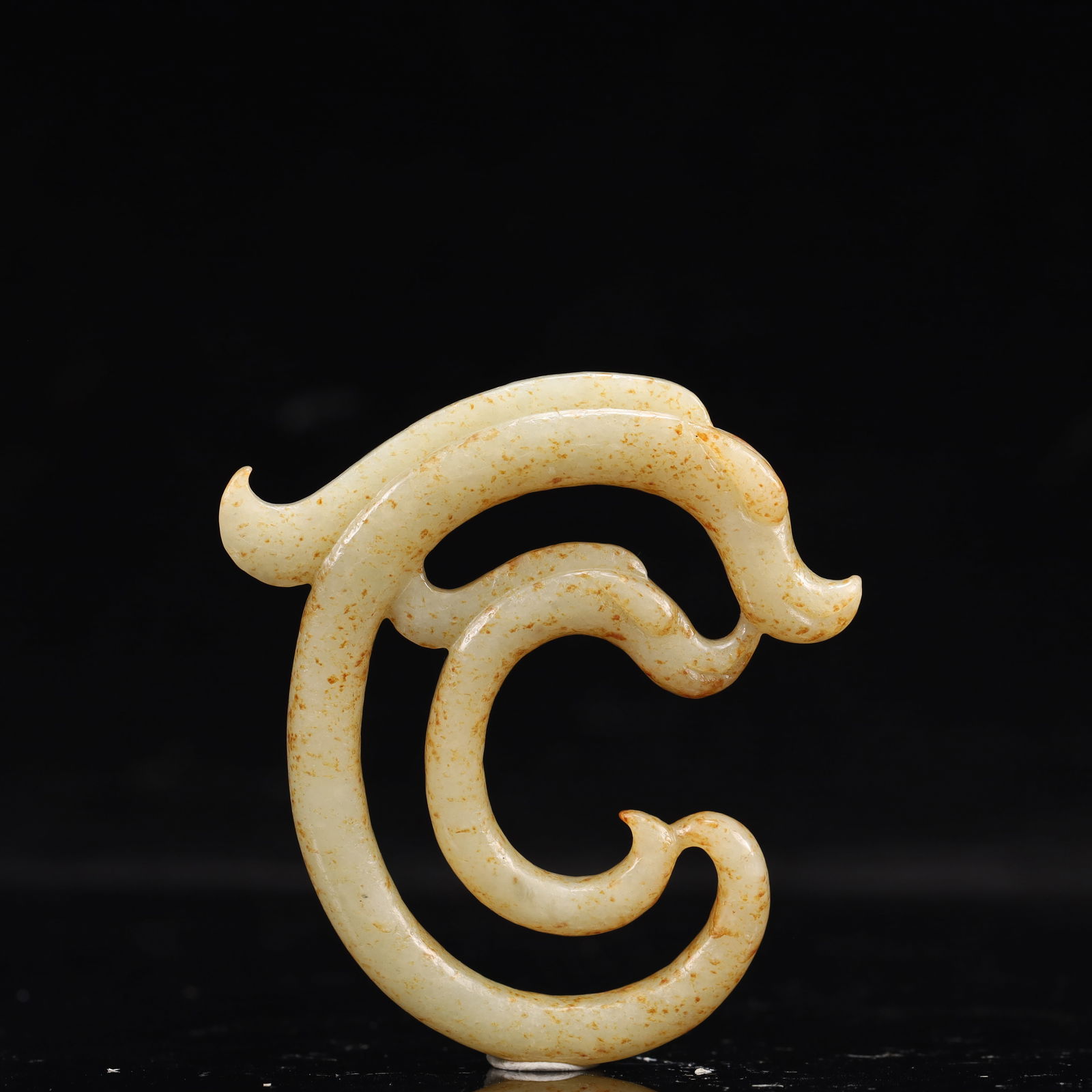 An Archaic Hongshan Culture White Jade Pendant: An Archaic Hongshan Culture White Jade Pendant,Ancient Time, China,Size:3.5inx3.7in,Weight:77g 