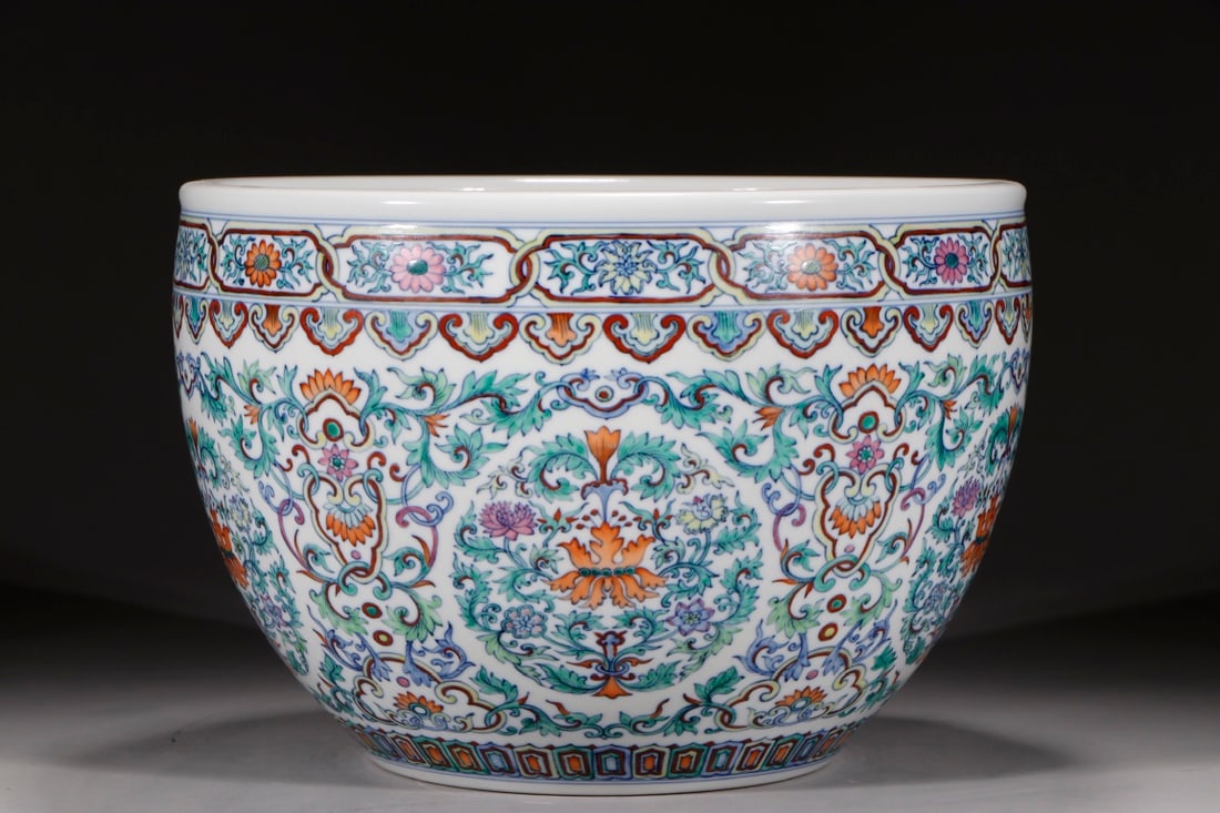 An Exquisite Blue and White Doucai Lotus Pattern Vat (1 of 9)