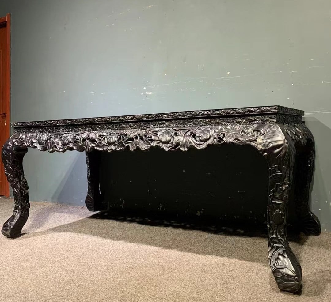A Huge Zitanwood Lotus Pattern Table - 3