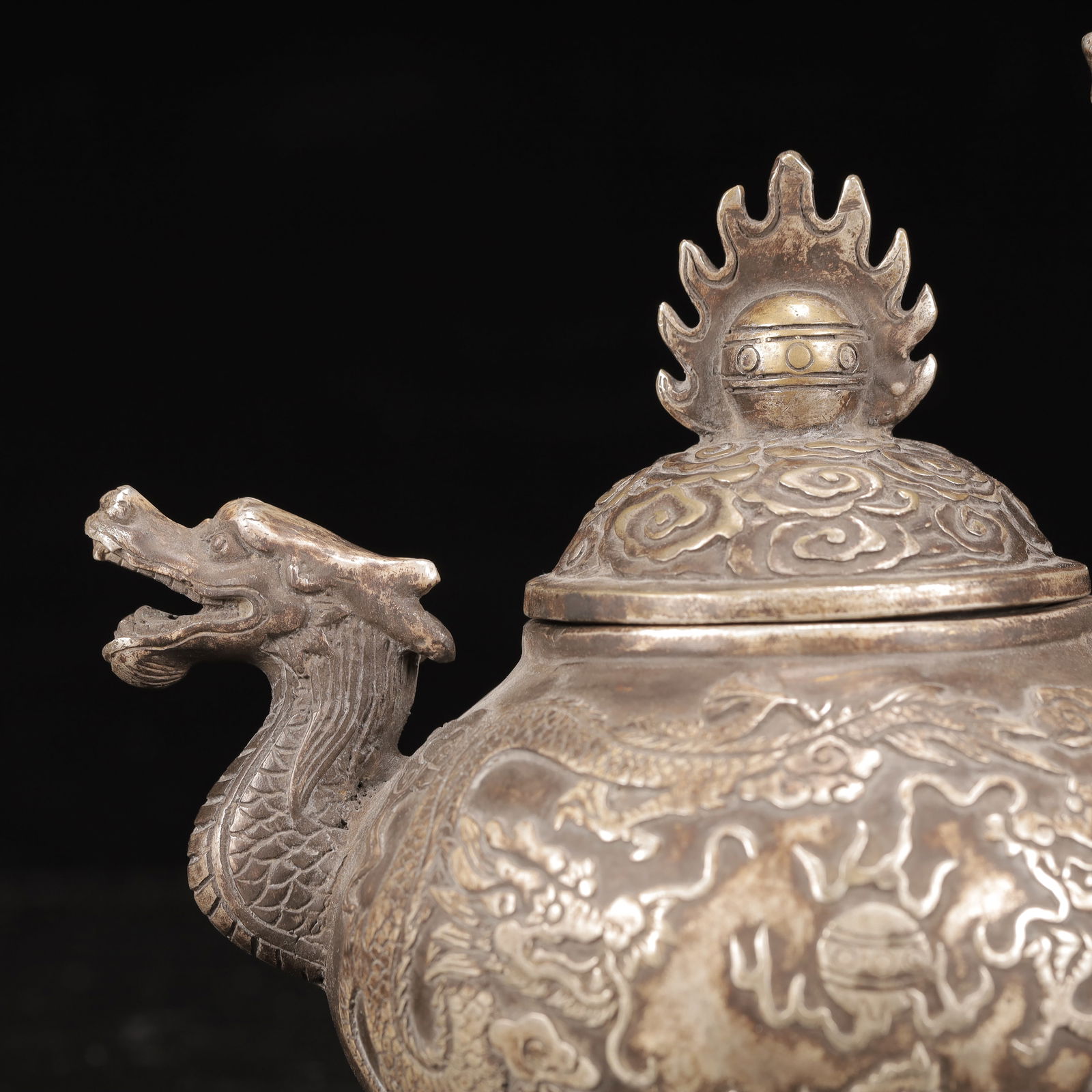 An Exquisite Silver-plated Copper Dragon Pattern Ewer - 3
