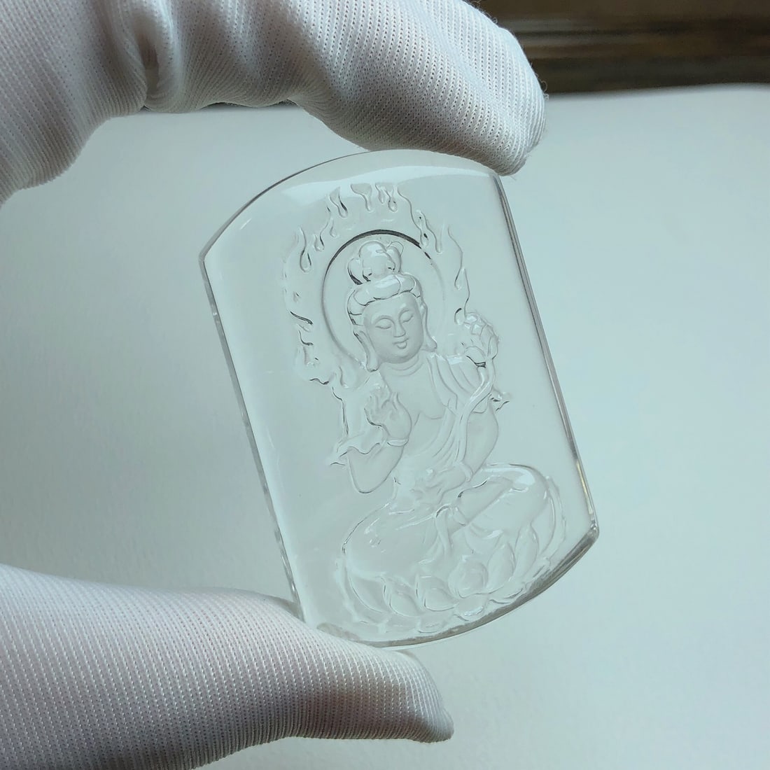 An Exquisite Crystal Bodhisattva Pattern Pendant - 2