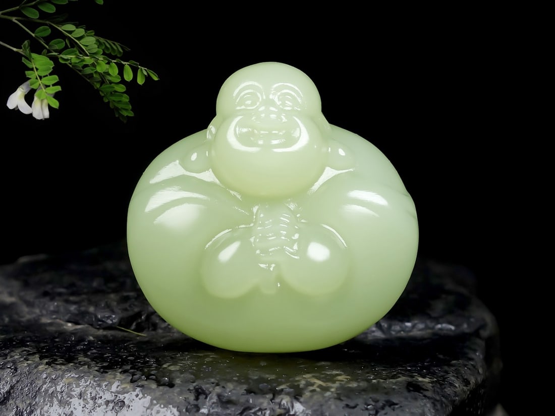 An Exquisite White Jade Statue of Maitreya Buddha Pendant: An Exquisite White Jade Statue of Maitreya Buddha Pendant,Size:1.1inx0.9inx0.5in 白玉弥勒佛像挂件