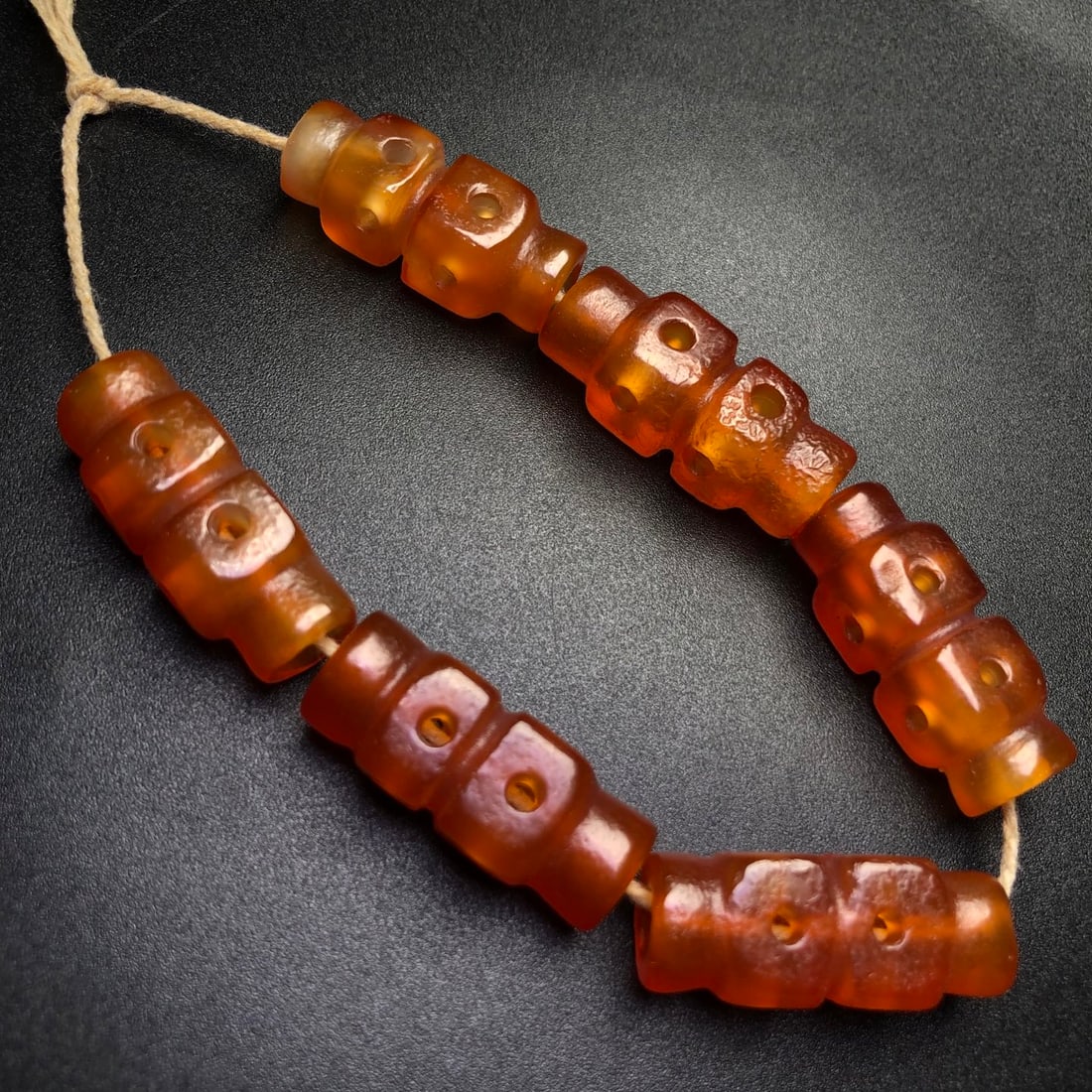 A Precious Agate Bracelets - 6