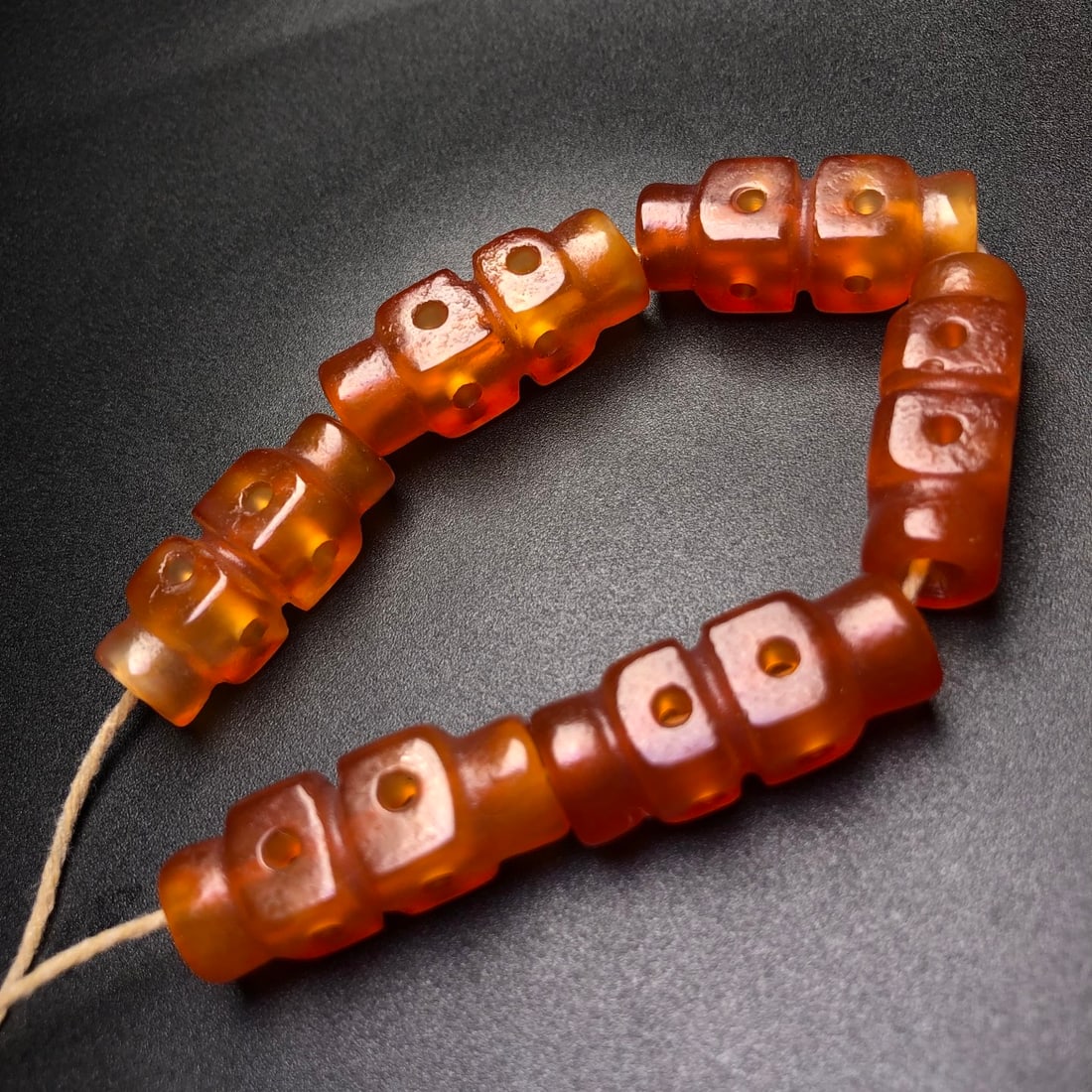 A Precious Agate Bracelets - 7