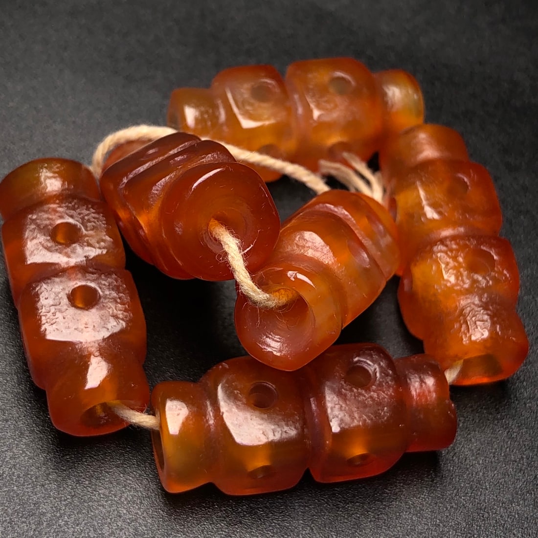 A Precious Agate Bracelets - 9