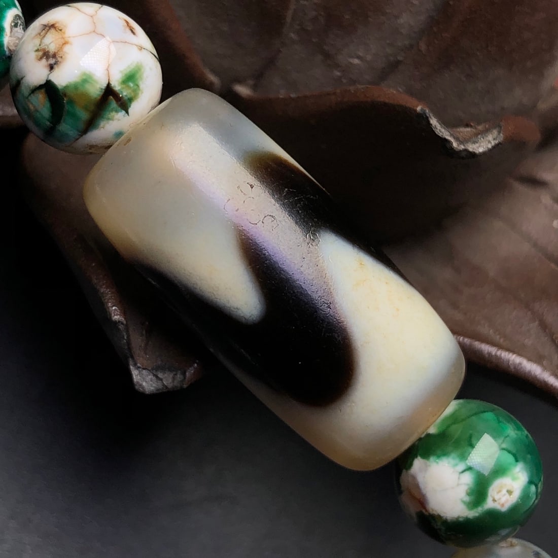 A Precious Agate Bracelets - 8